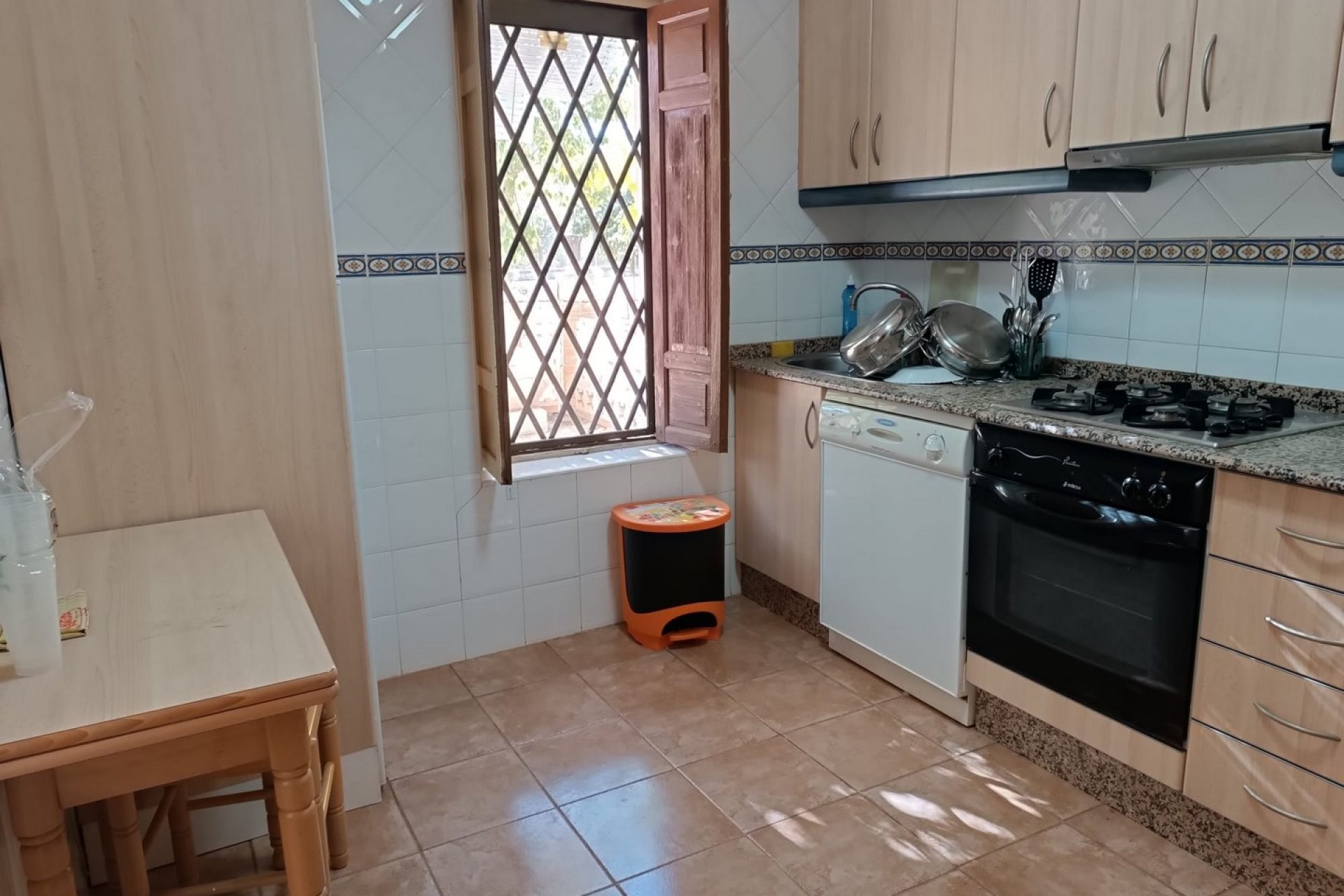 Wiederverkauf - Villa -
Yecla - Inland