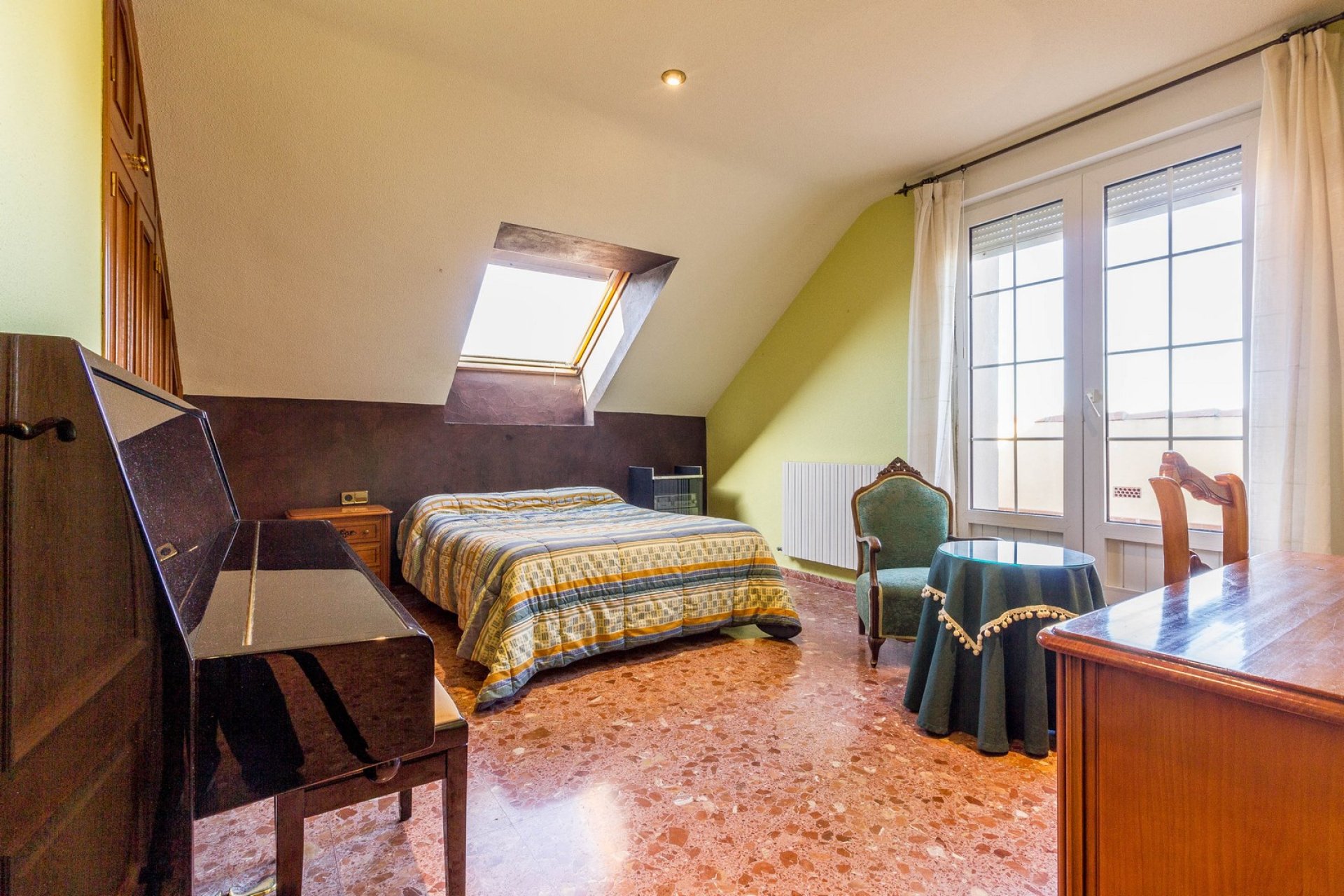 Wiederverkauf - Villa -
Yecla - Inland