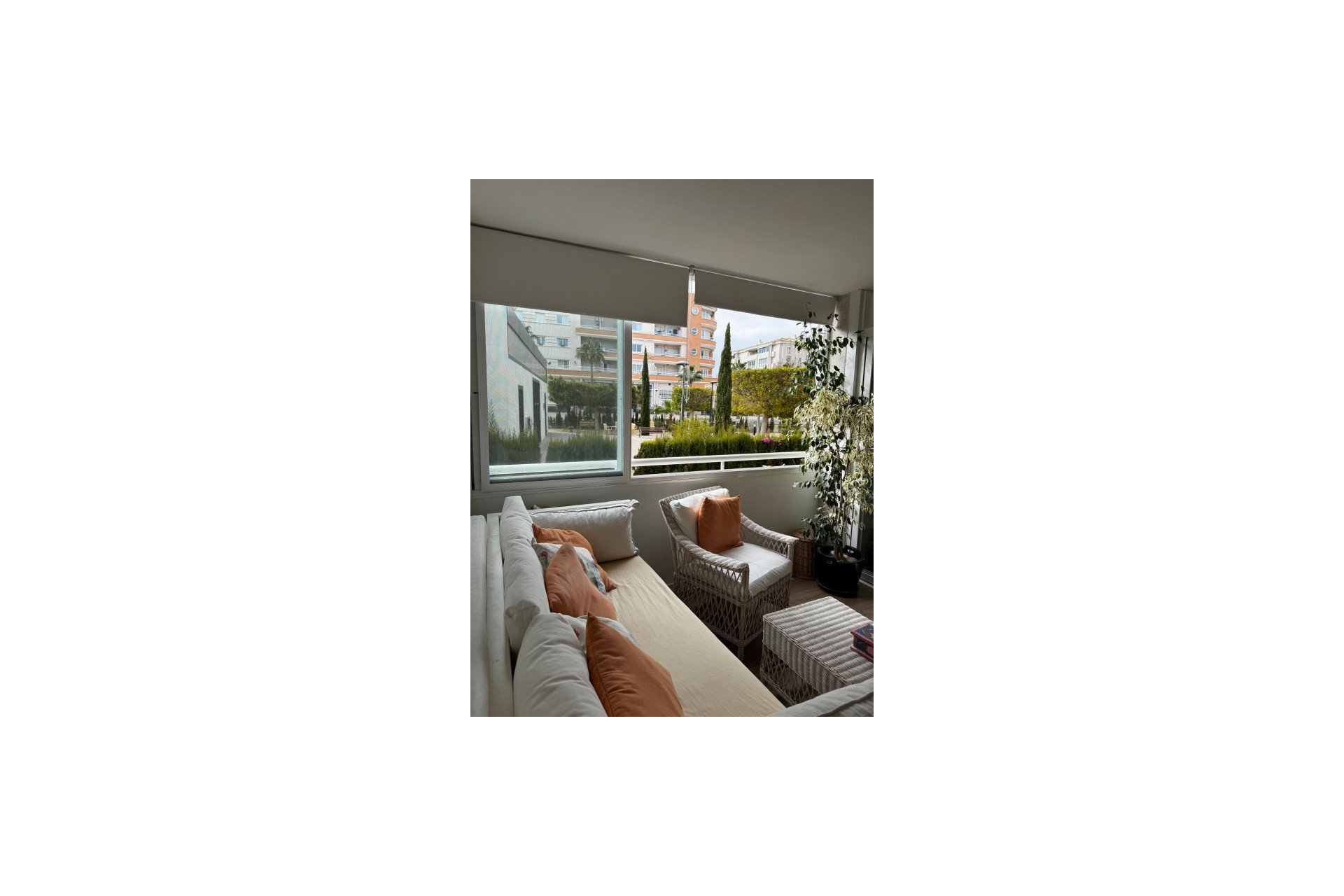Wiederverkauf - Wohnung -
Albir - Costa Blanca