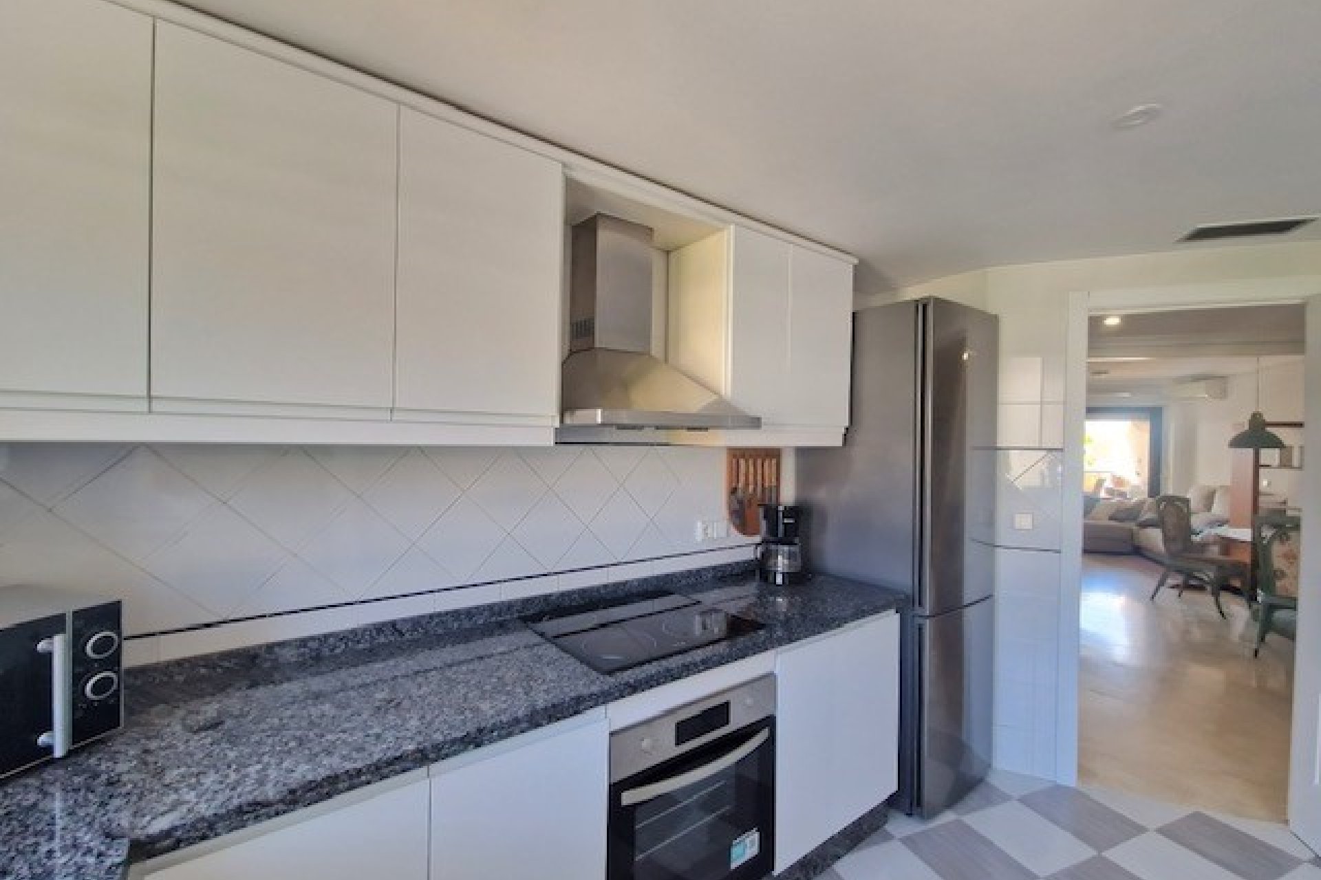 Wiederverkauf - Wohnung -
Albir - Costa Blanca
