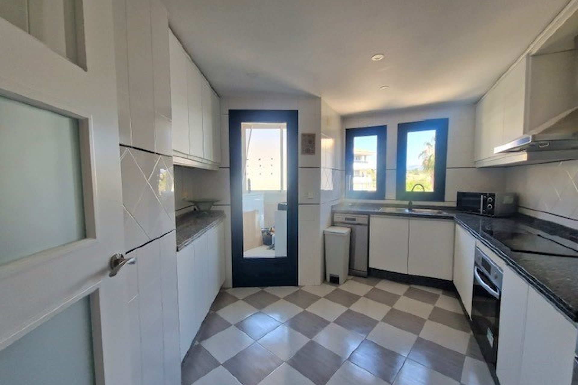 Wiederverkauf - Wohnung -
Albir - Costa Blanca