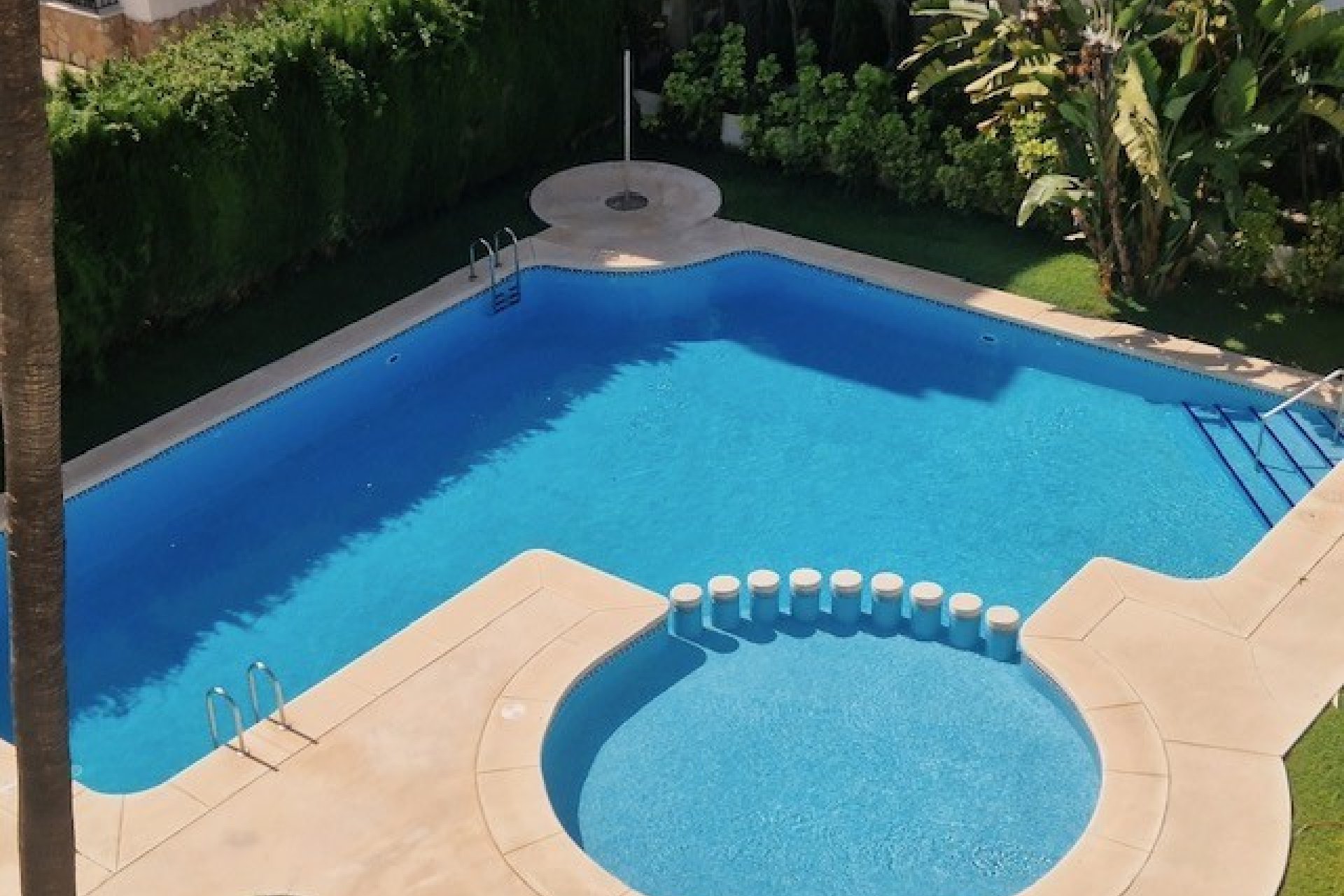 Wiederverkauf - Wohnung -
Albir - Costa Blanca