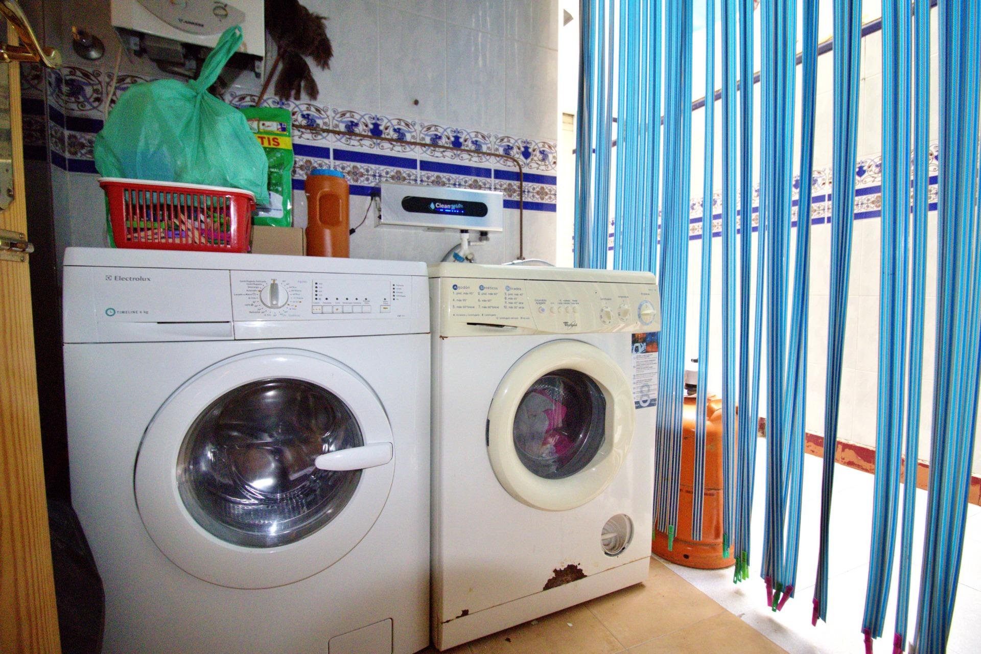 Wiederverkauf - Wohnung -
Alicante - Benalua