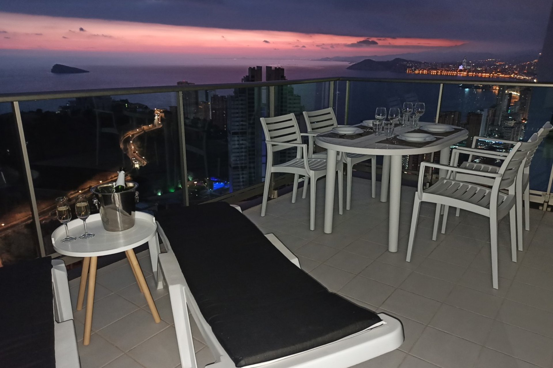 Wiederverkauf - Wohnung -
Benidorm - Costa Blanca