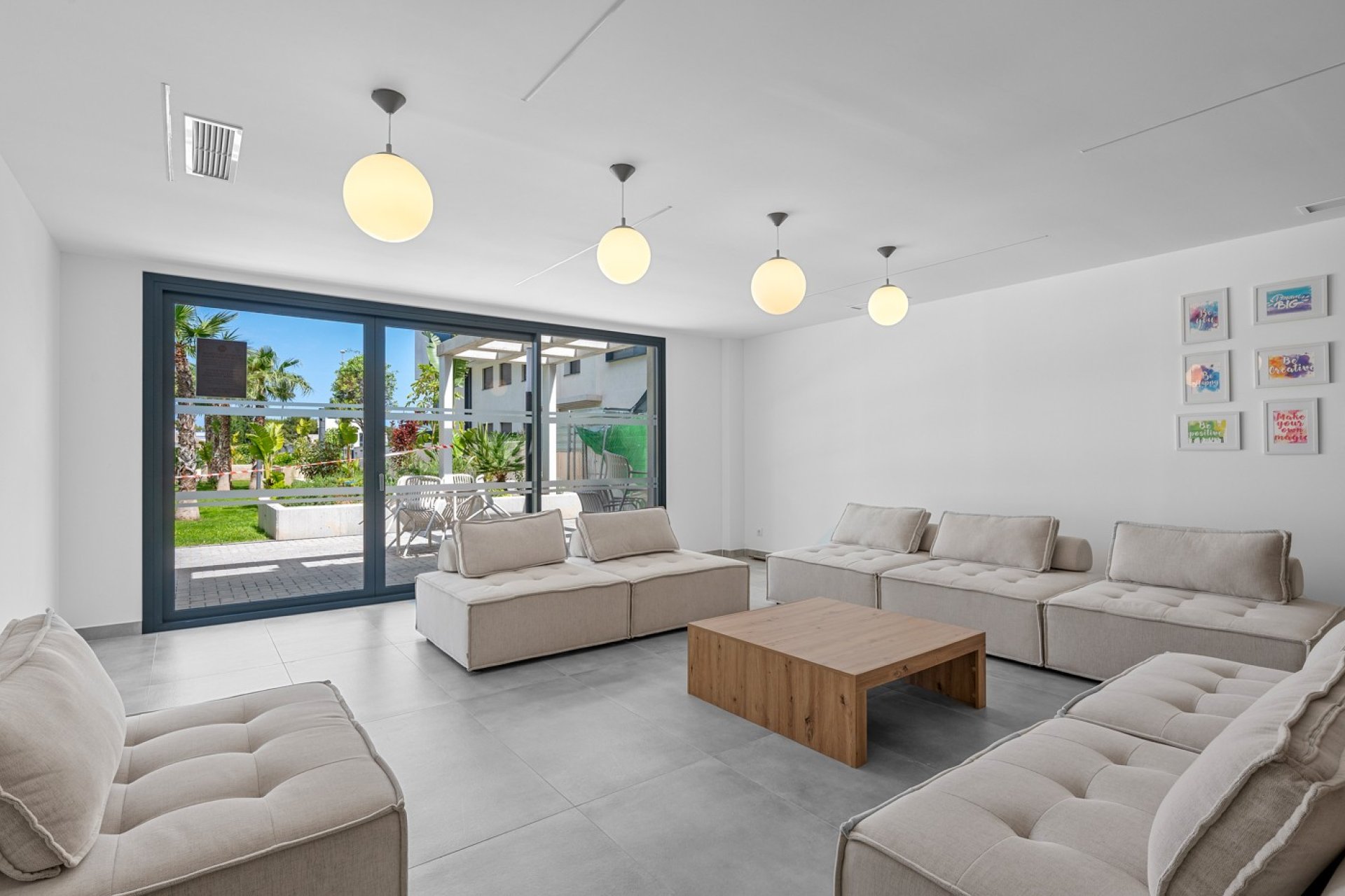 Wiederverkauf - Wohnung -
Dehesa de Campoamor - Costa Blanca