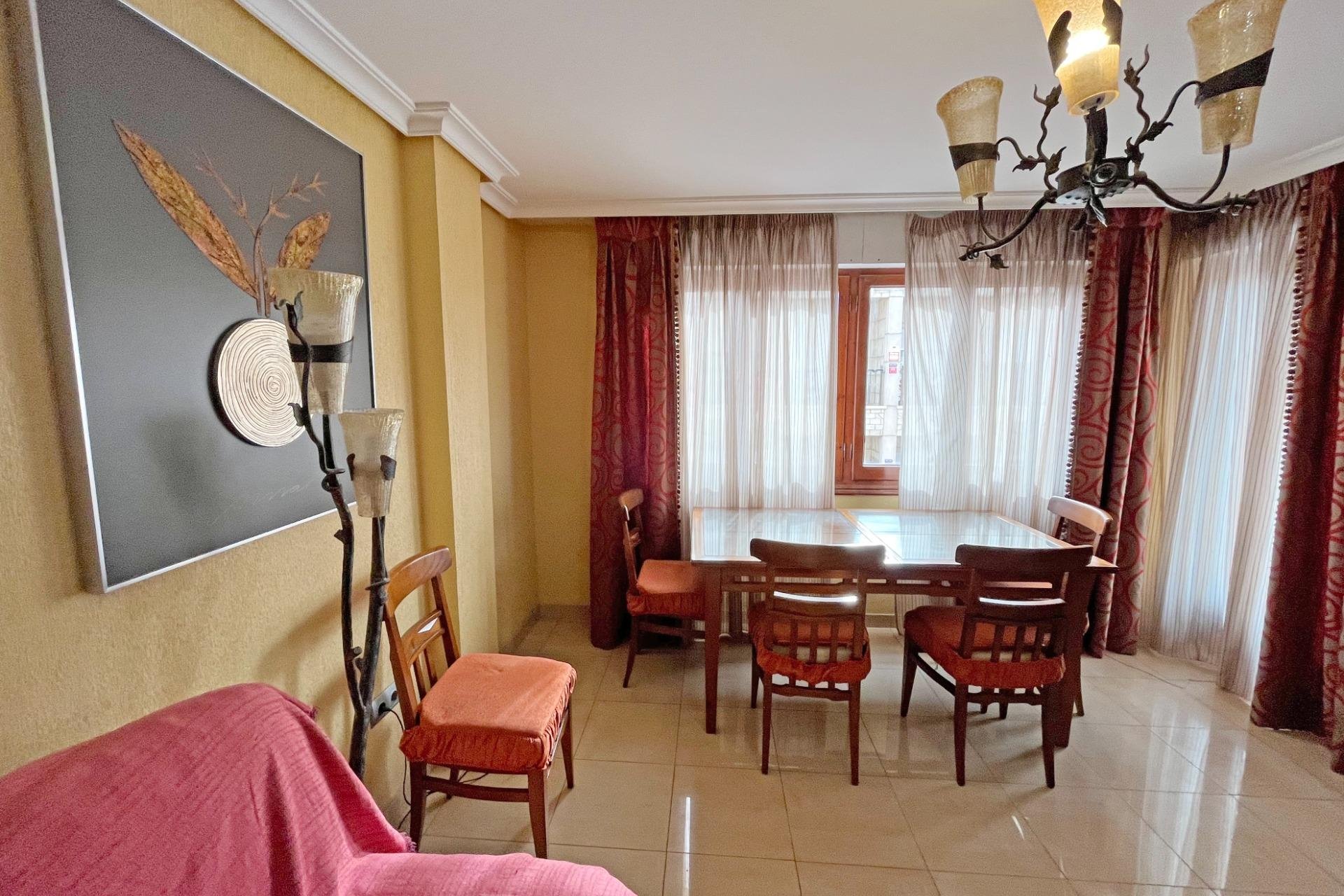 Wiederverkauf - Wohnung -
Formentera del Segura - Palacios