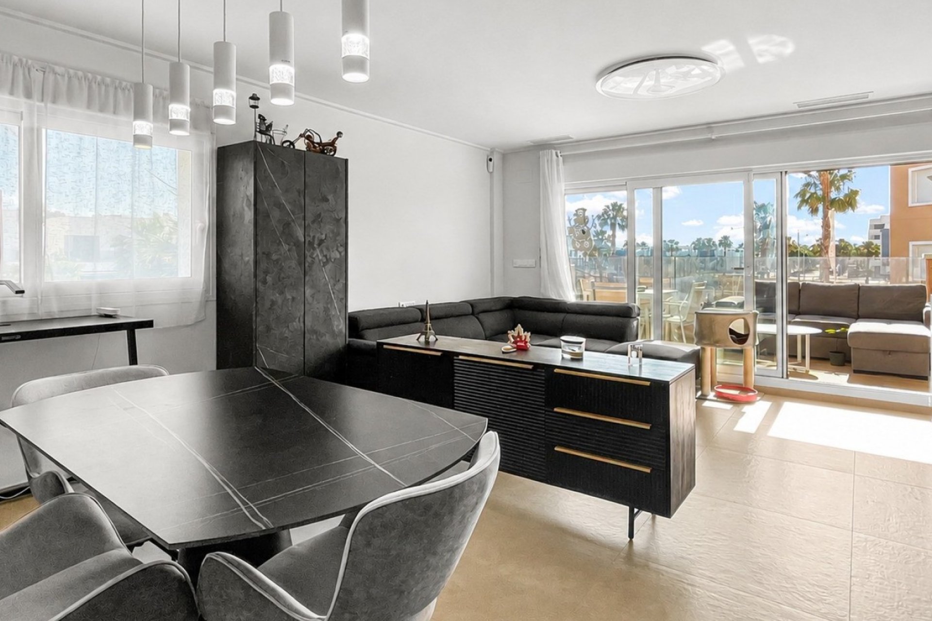 Wiederverkauf - Wohnung -
Guardamar del Segura - Costa Blanca