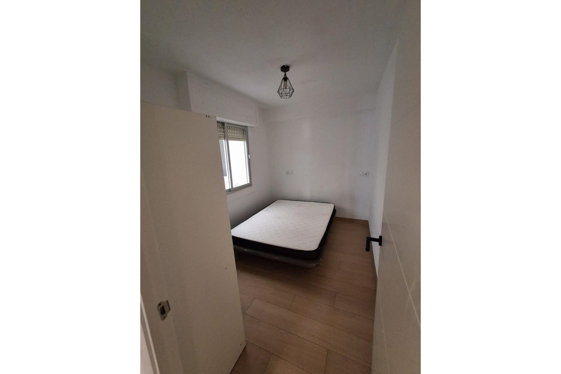 Wiederverkauf - Wohnung -
Guardamar del Segura - Guardamar Playa