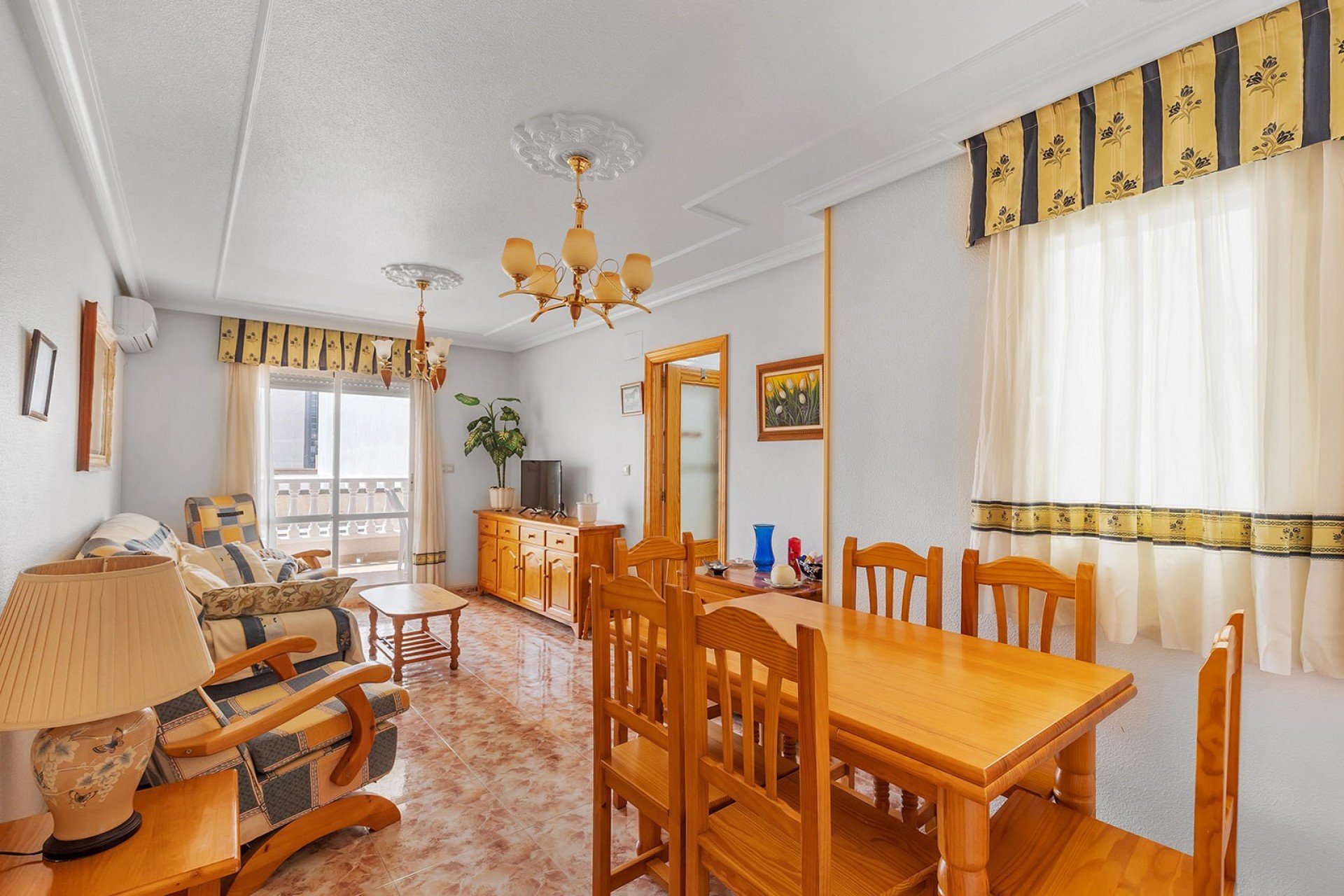 Wiederverkauf - Wohnung -
La Mata - Costa Blanca