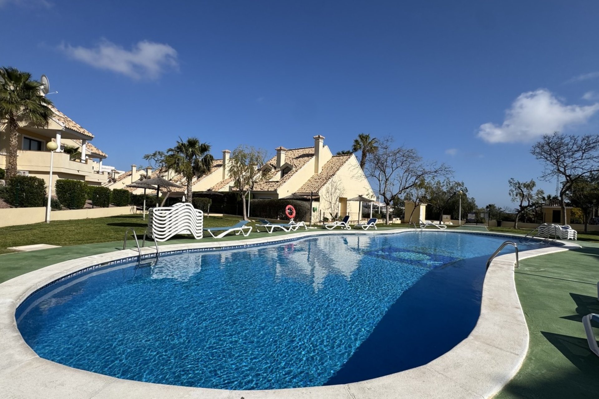 Wiederverkauf - Wohnung -
Lomas De Campoamor - Costa Blanca