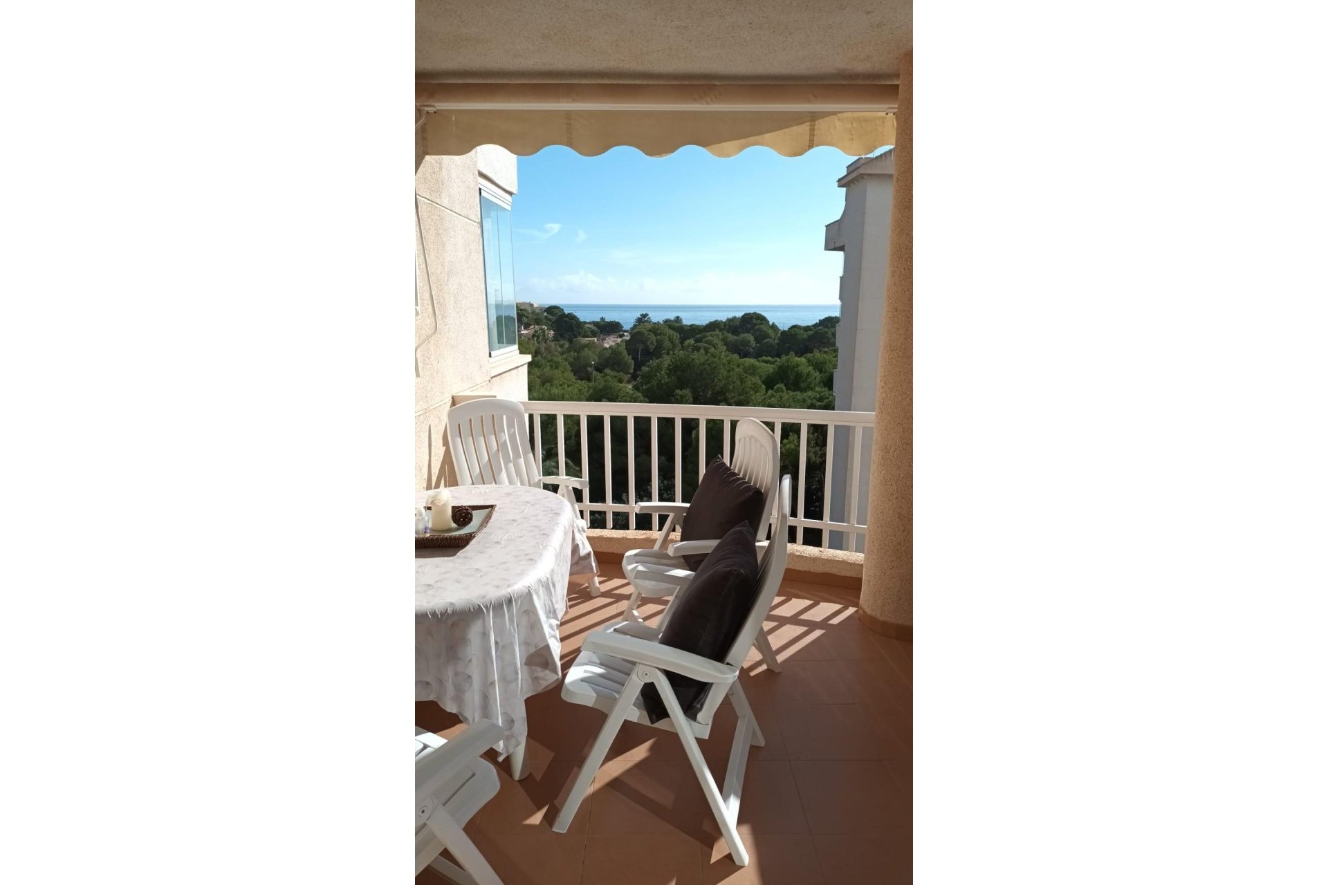 Wiederverkauf - Wohnung -
Orihuela Costa - Campoamor