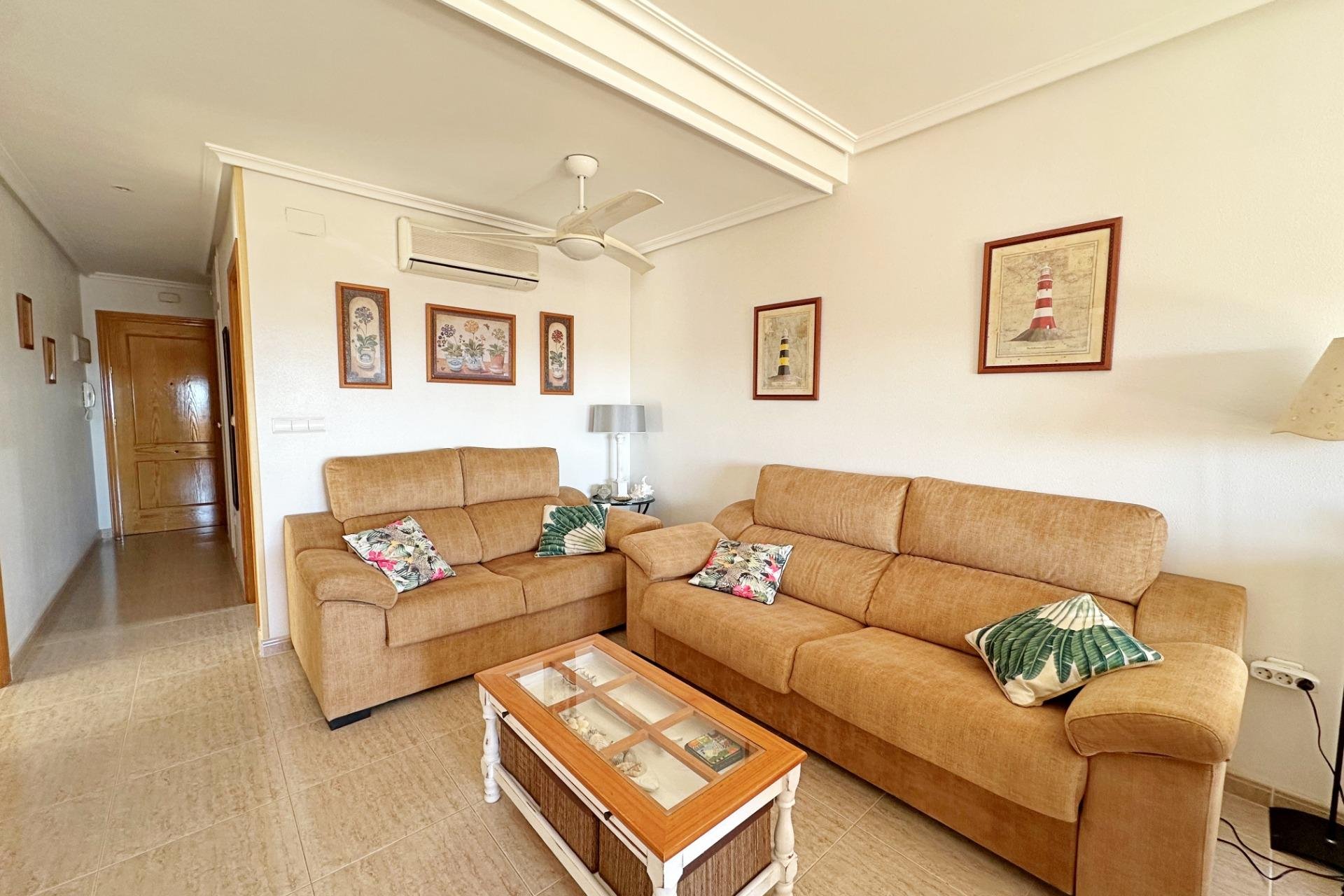 Wiederverkauf - Wohnung -
Orihuela Costa - Campoamor