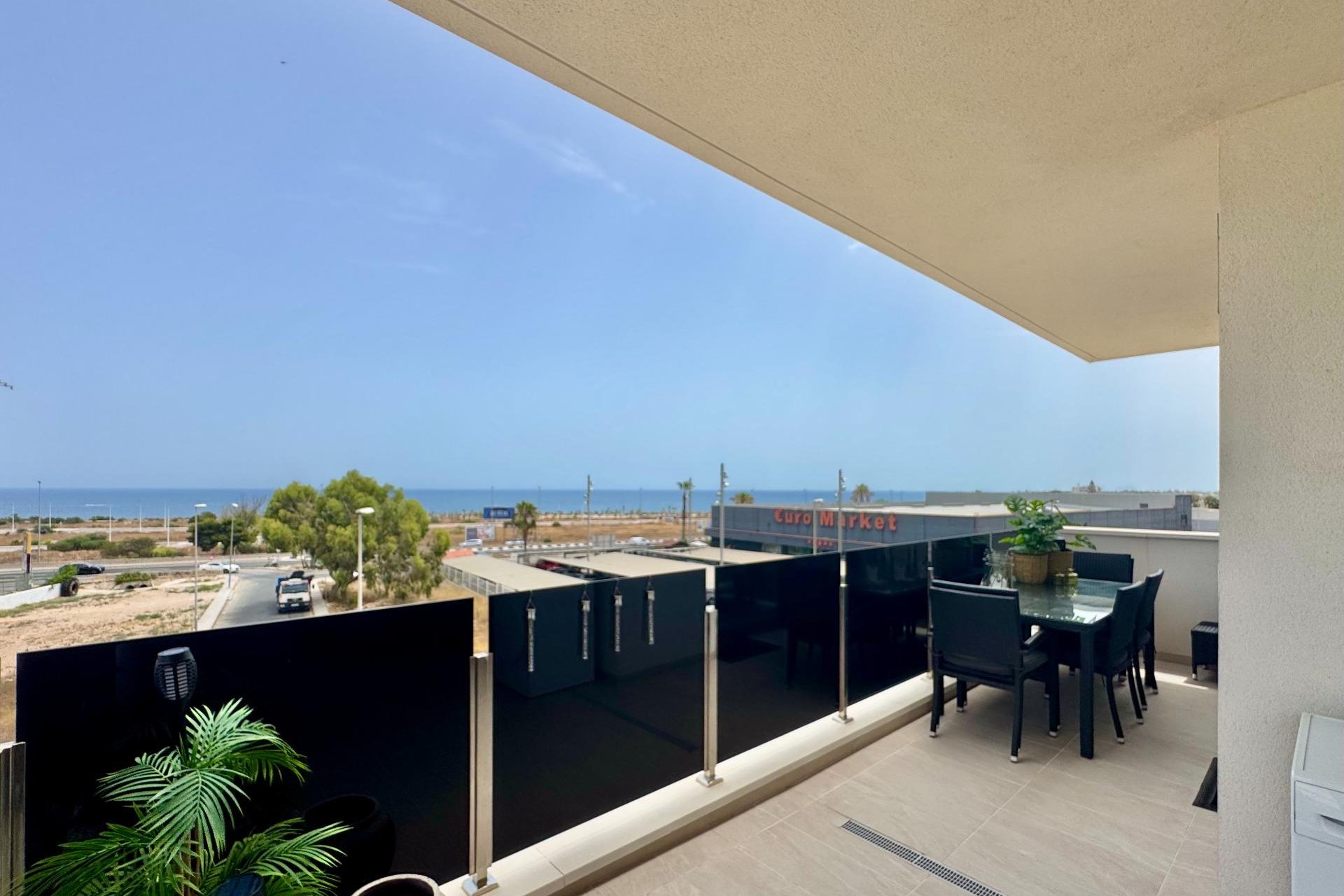 Wiederverkauf - Wohnung -
Orihuela Costa - Punta Prima