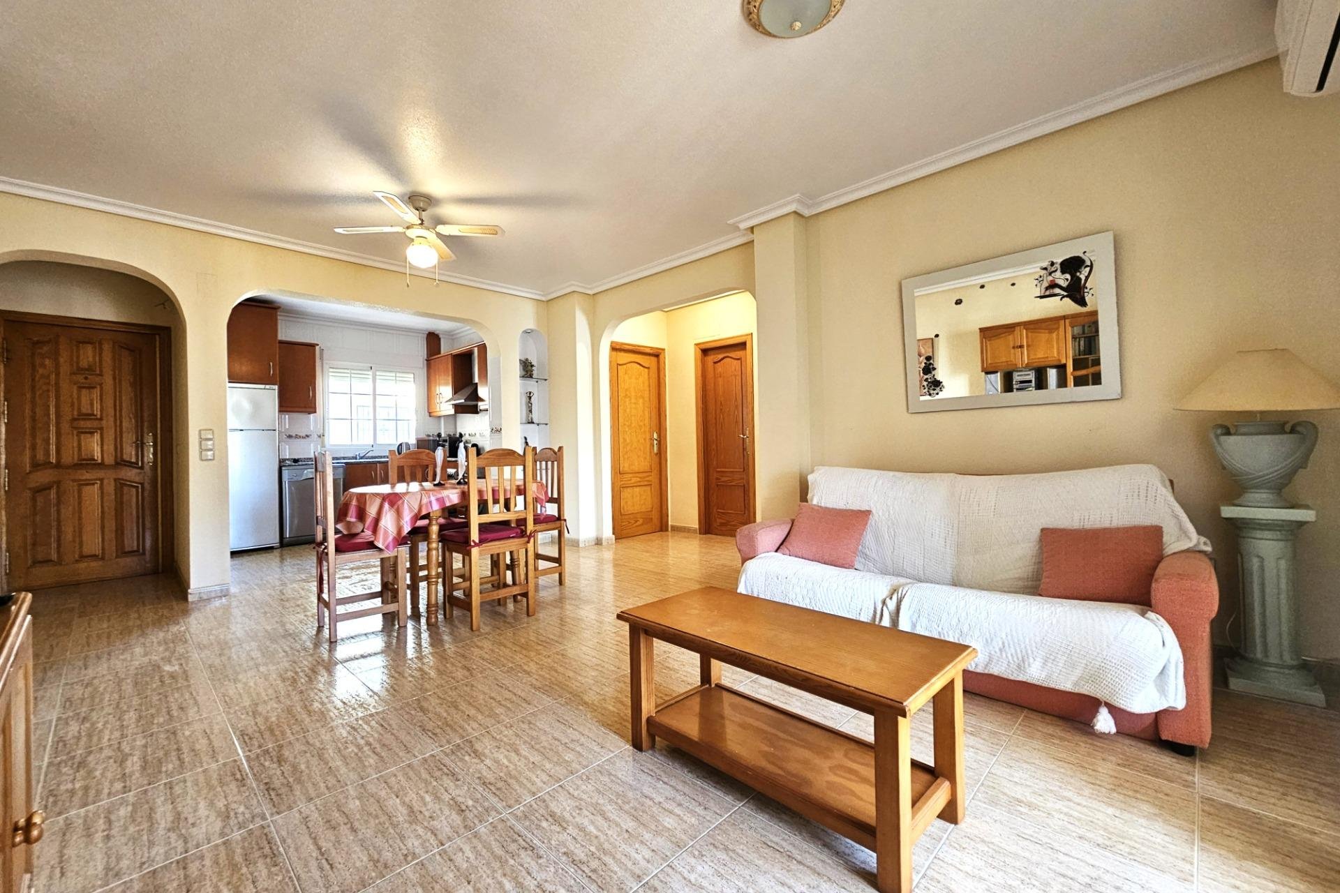 Wiederverkauf - Wohnung -
Orihuela Costa