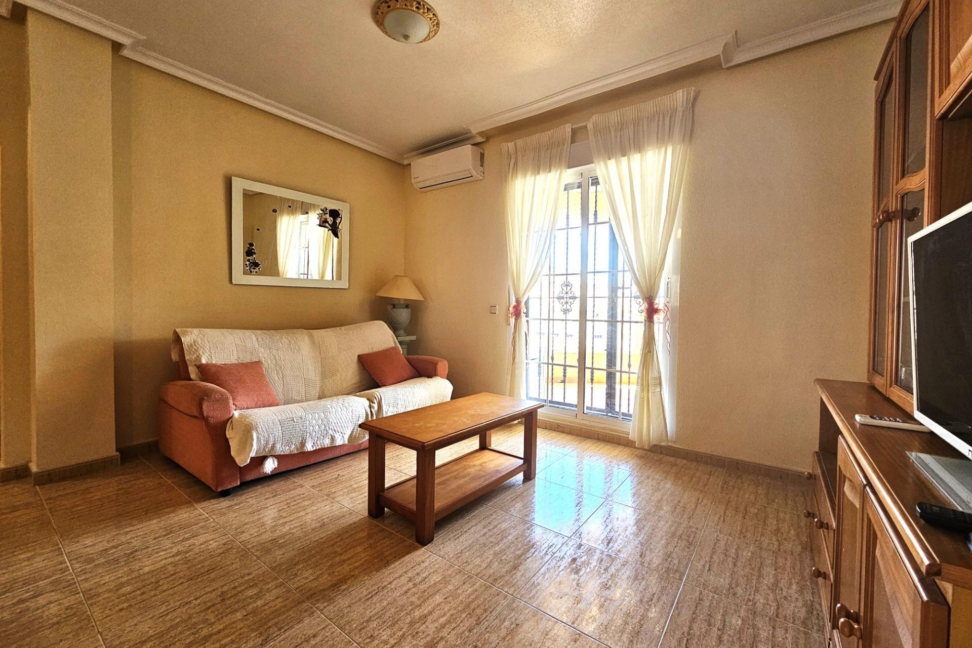 Wiederverkauf - Wohnung -
Orihuela Costa