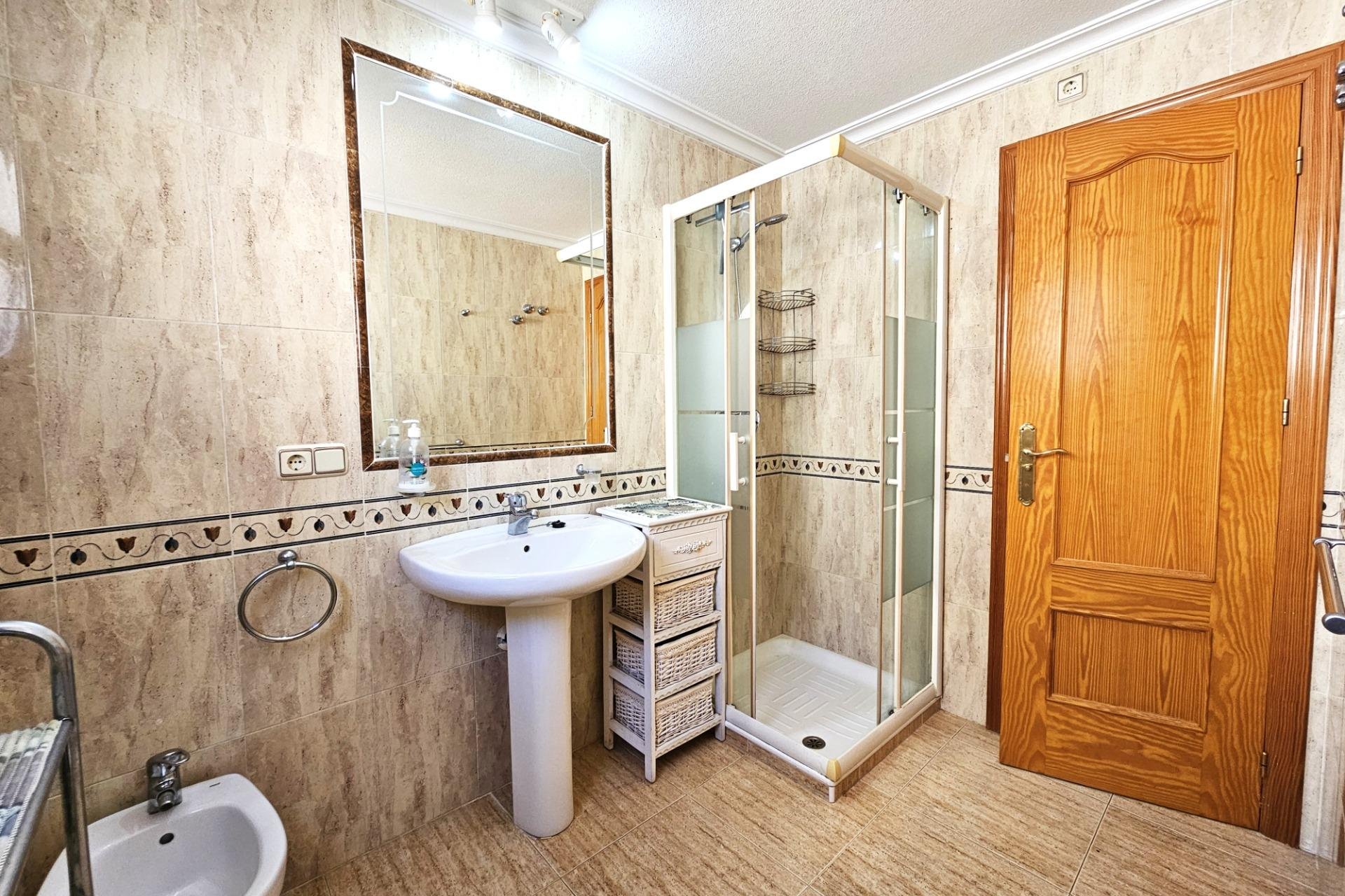 Wiederverkauf - Wohnung -
Orihuela Costa