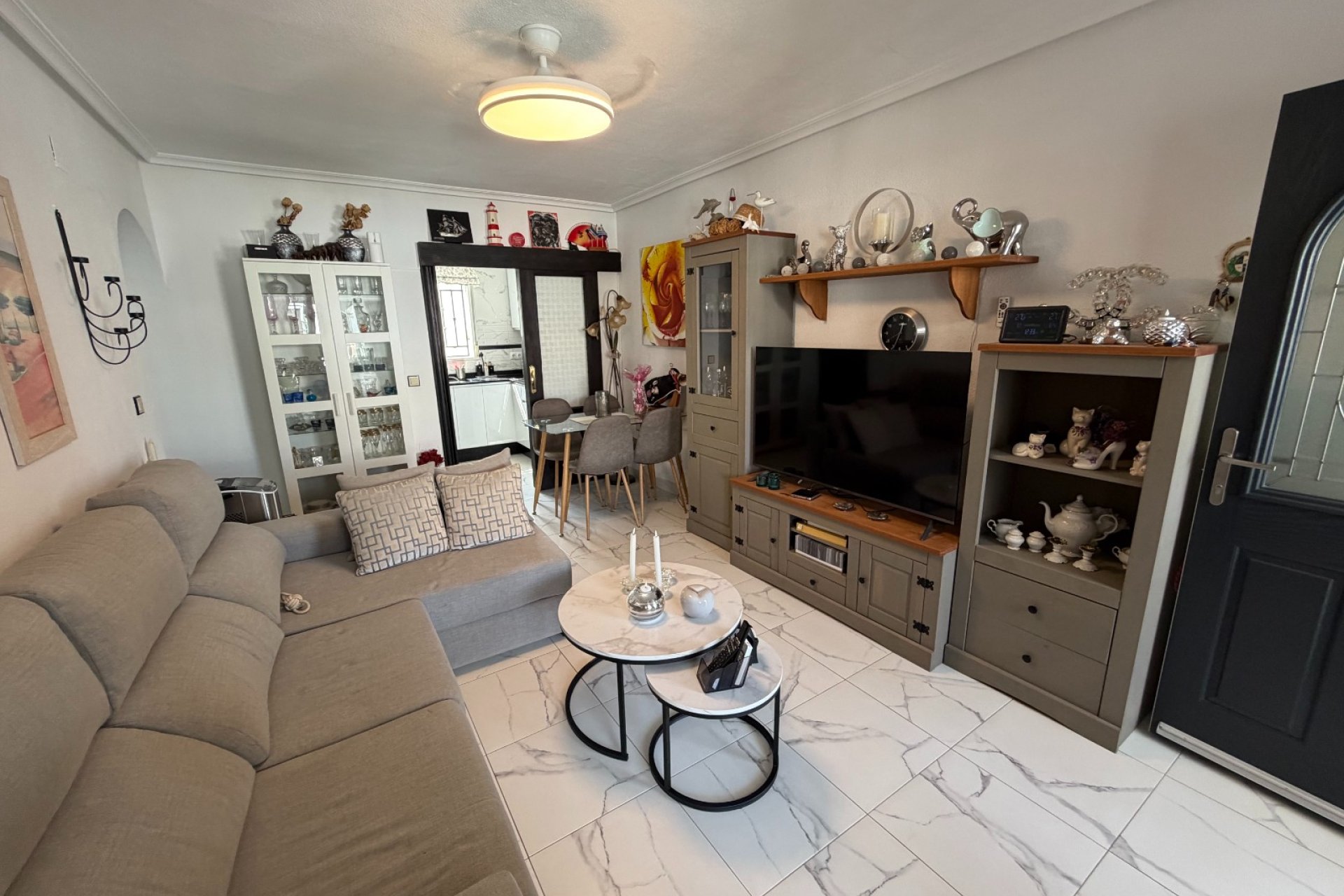 Wiederverkauf - Wohnung -
Orihuela - Inland