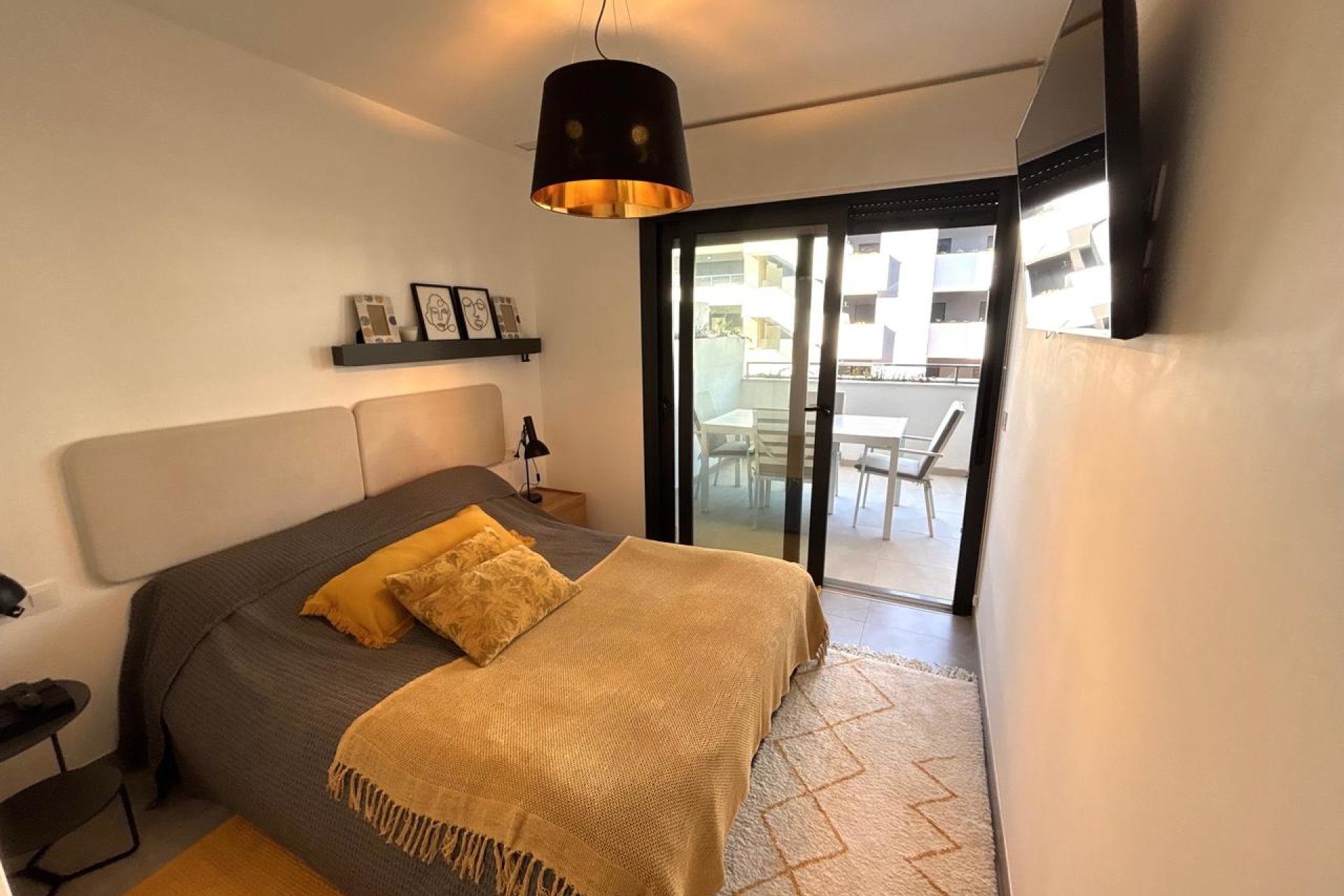 Wiederverkauf - Wohnung -
Playa Flamenca - Costa Blanca