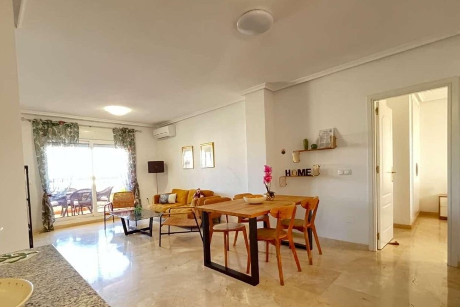 Wiederverkauf - Wohnung -
Playa Flamenca - Costa Blanca