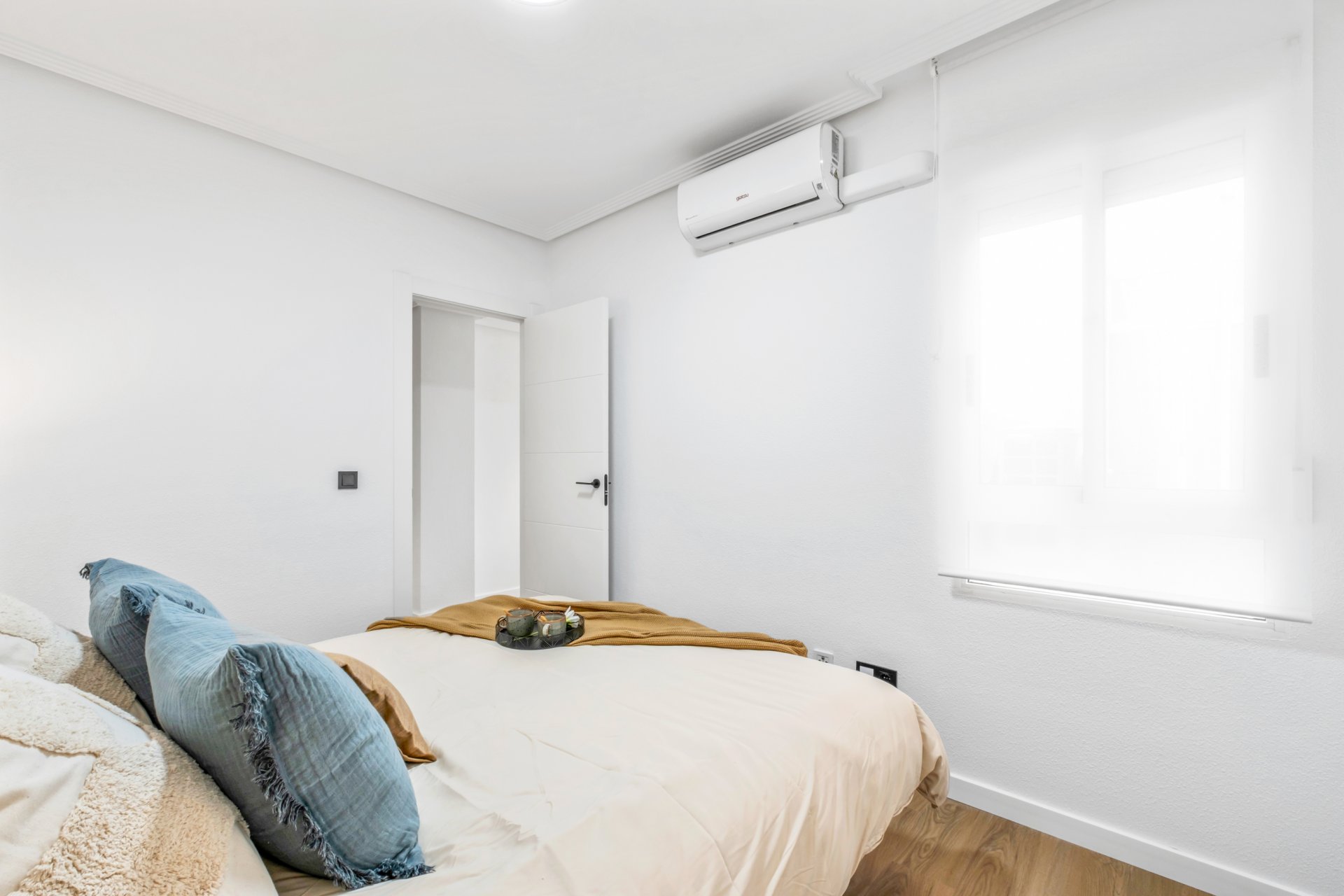 Wiederverkauf - Wohnung -
Playa Flamenca - Costa Blanca