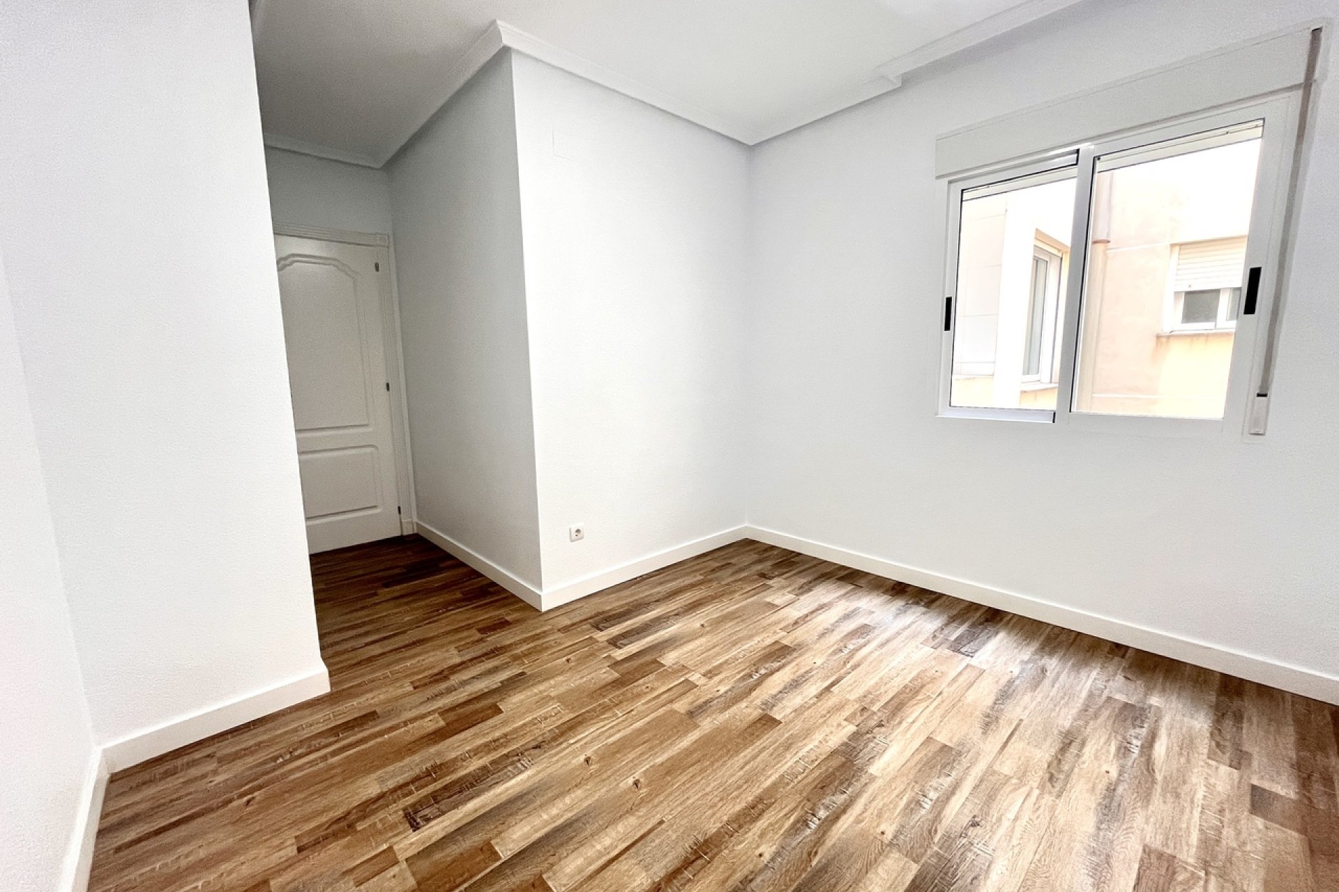 Wiederverkauf - Wohnung -
San Miguel de Salinas - Inland