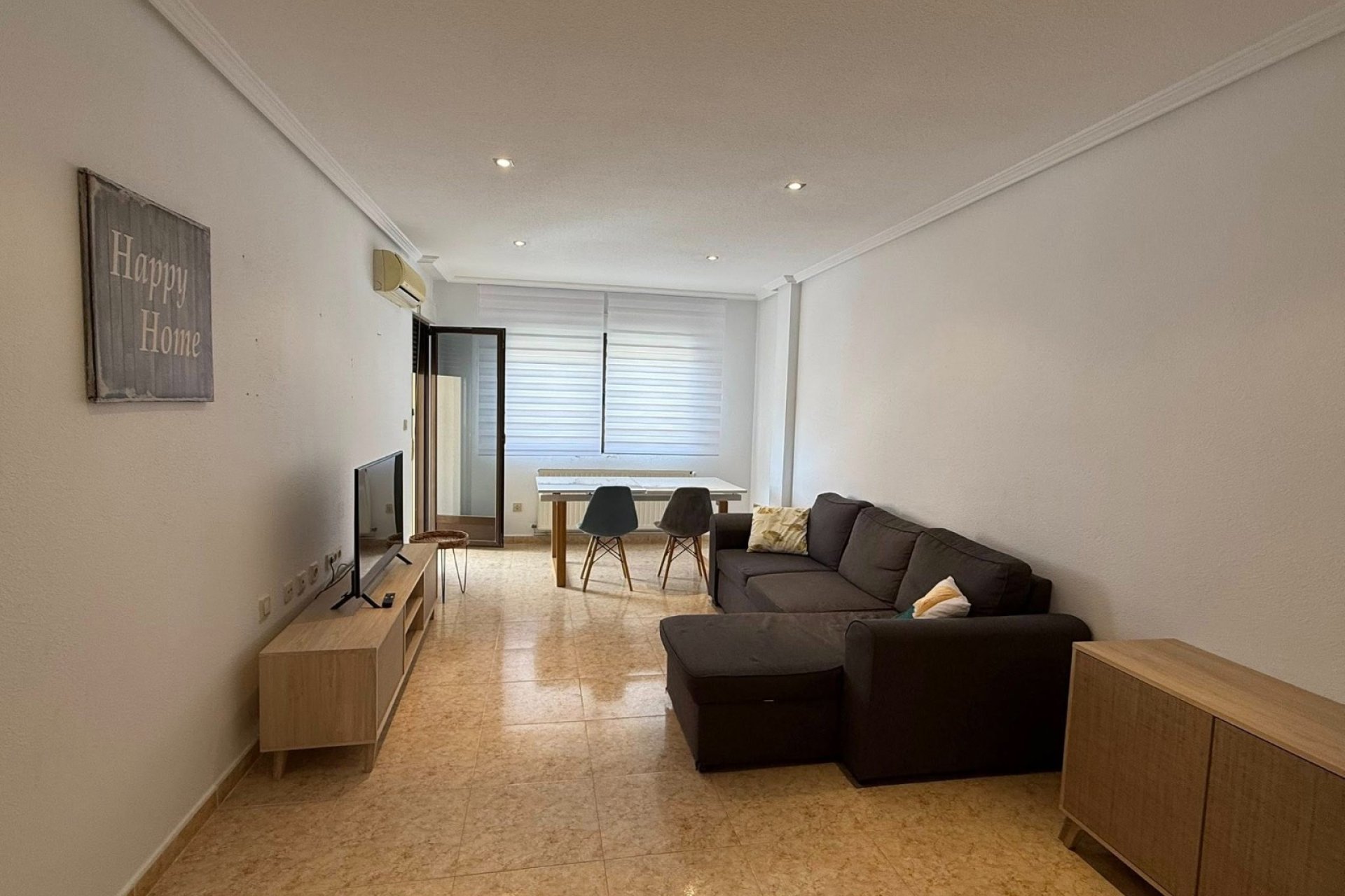 Wiederverkauf - Wohnung -
San Miguel de Salinas - Inland
