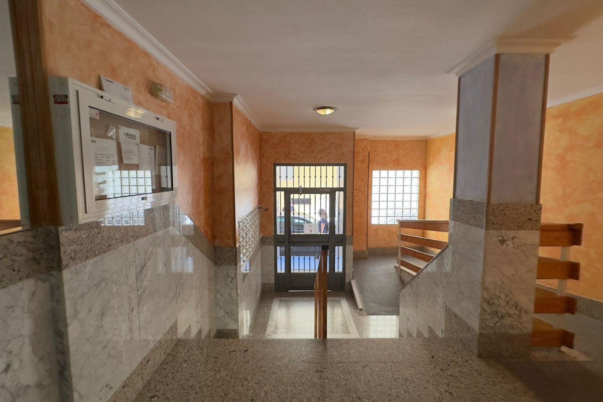 Wiederverkauf - Wohnung -
Torrevieja - Acequion