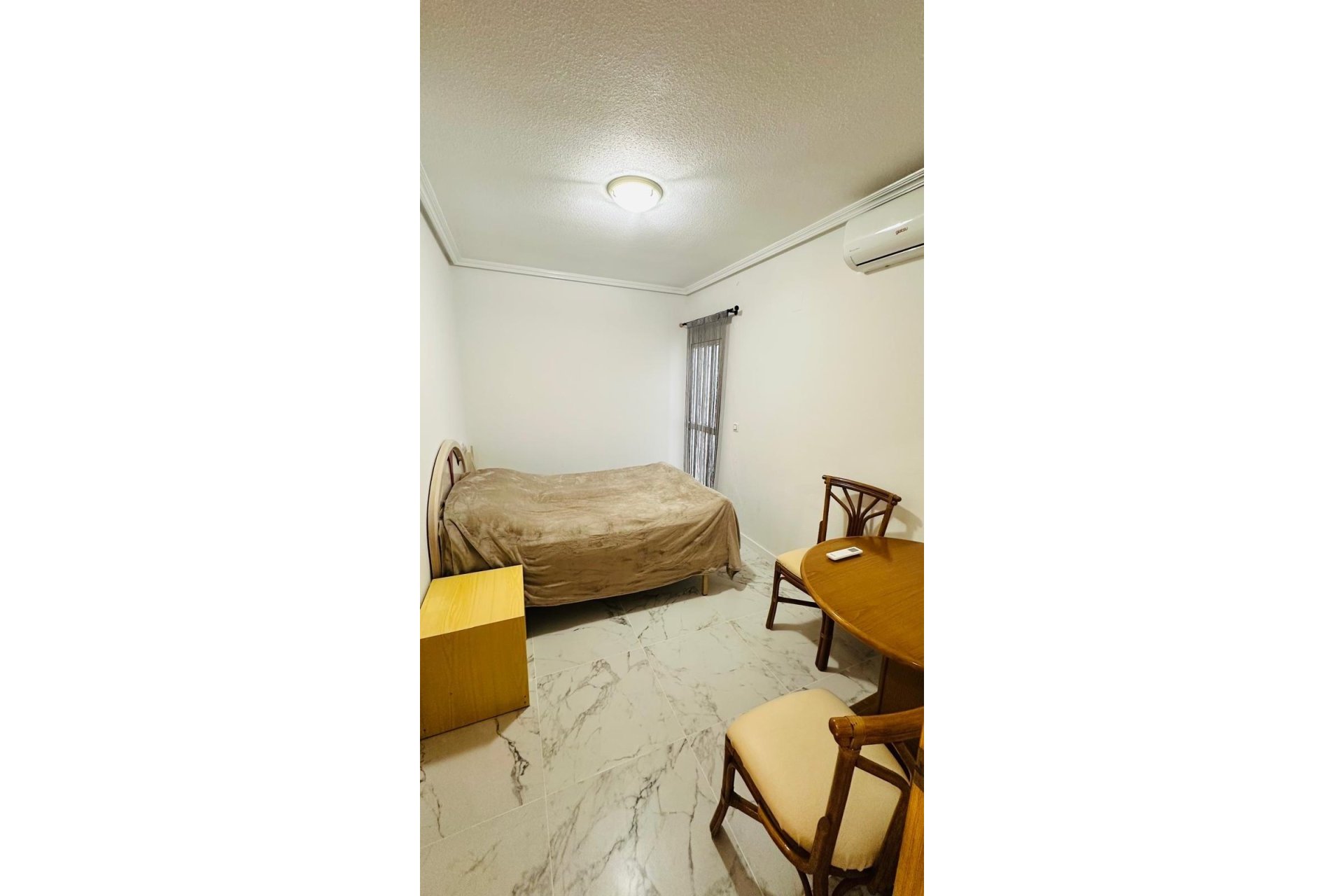 Wiederverkauf - Wohnung -
Torrevieja - Acequion