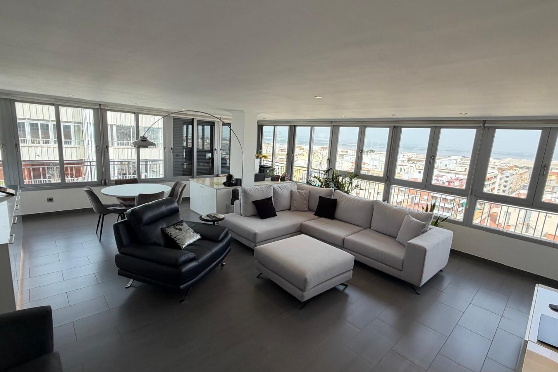 Wiederverkauf - Wohnung -
Torrevieja - Acequion