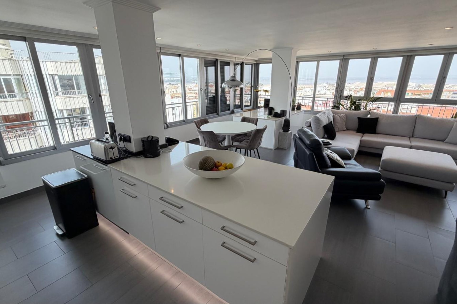Wiederverkauf - Wohnung -
Torrevieja - Acequion