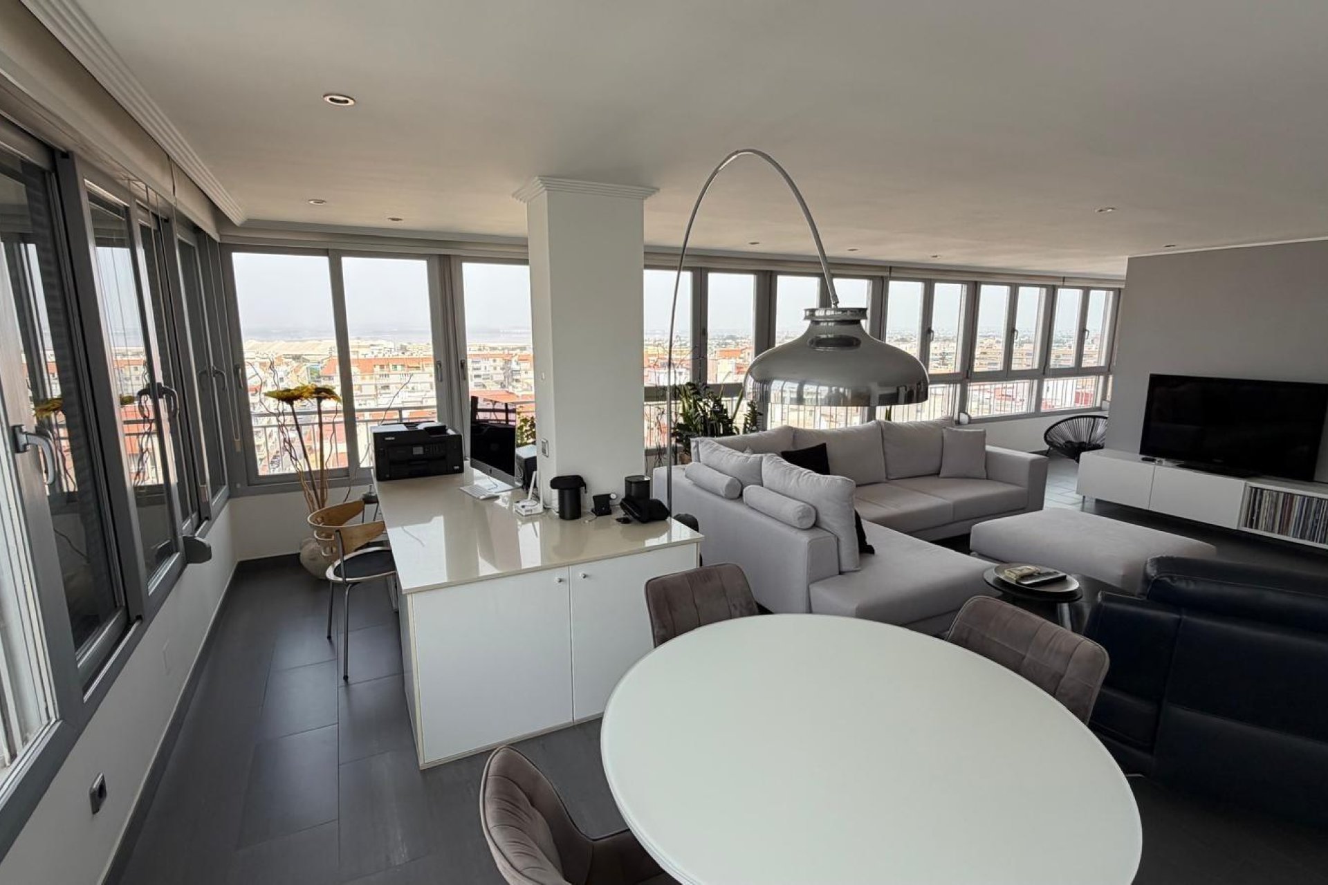 Wiederverkauf - Wohnung -
Torrevieja - Acequion