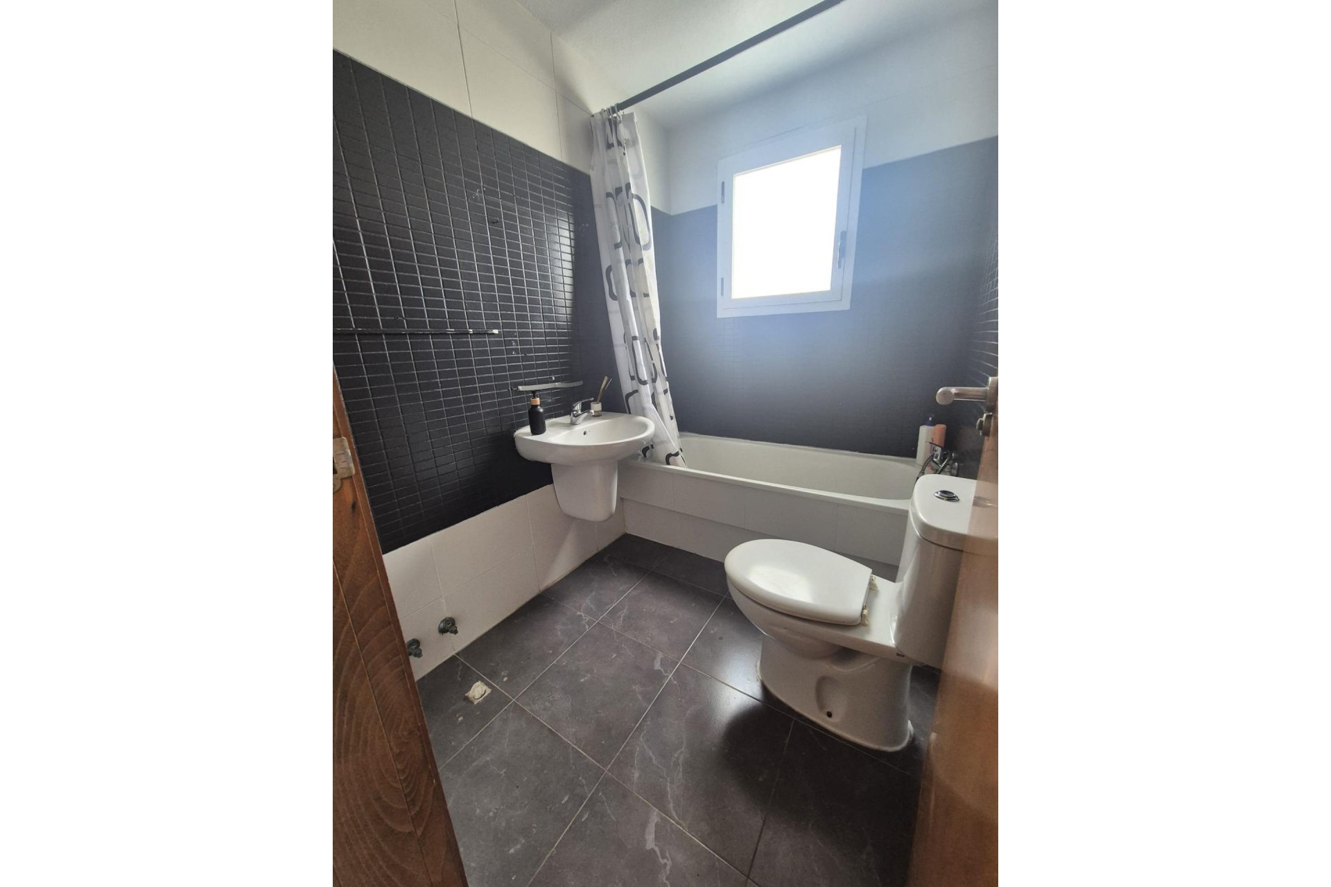 Wiederverkauf - Wohnung -
Torrevieja - Aguas Nuevas