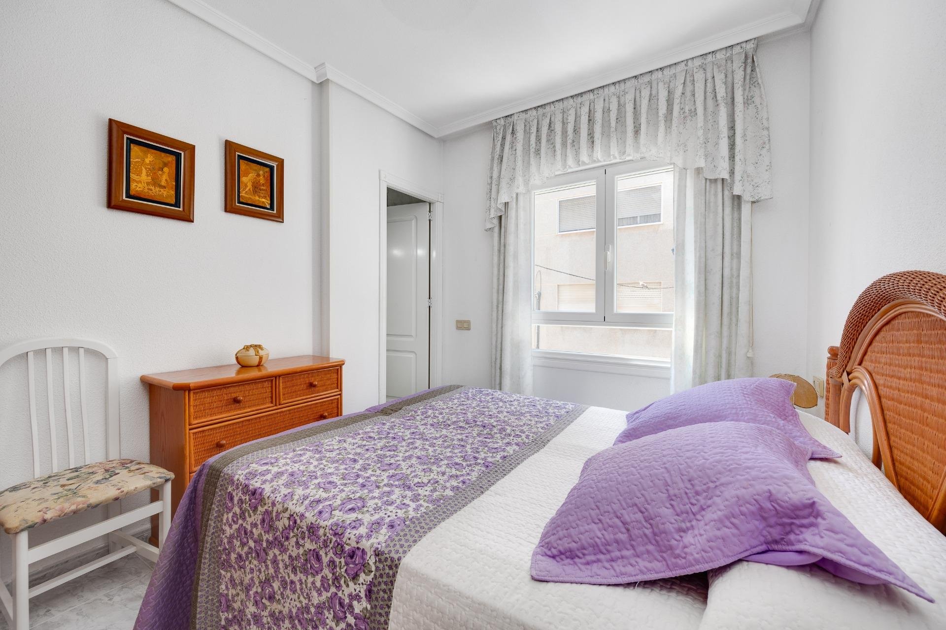 Wiederverkauf - Wohnung -
Torrevieja - Antonio Machado