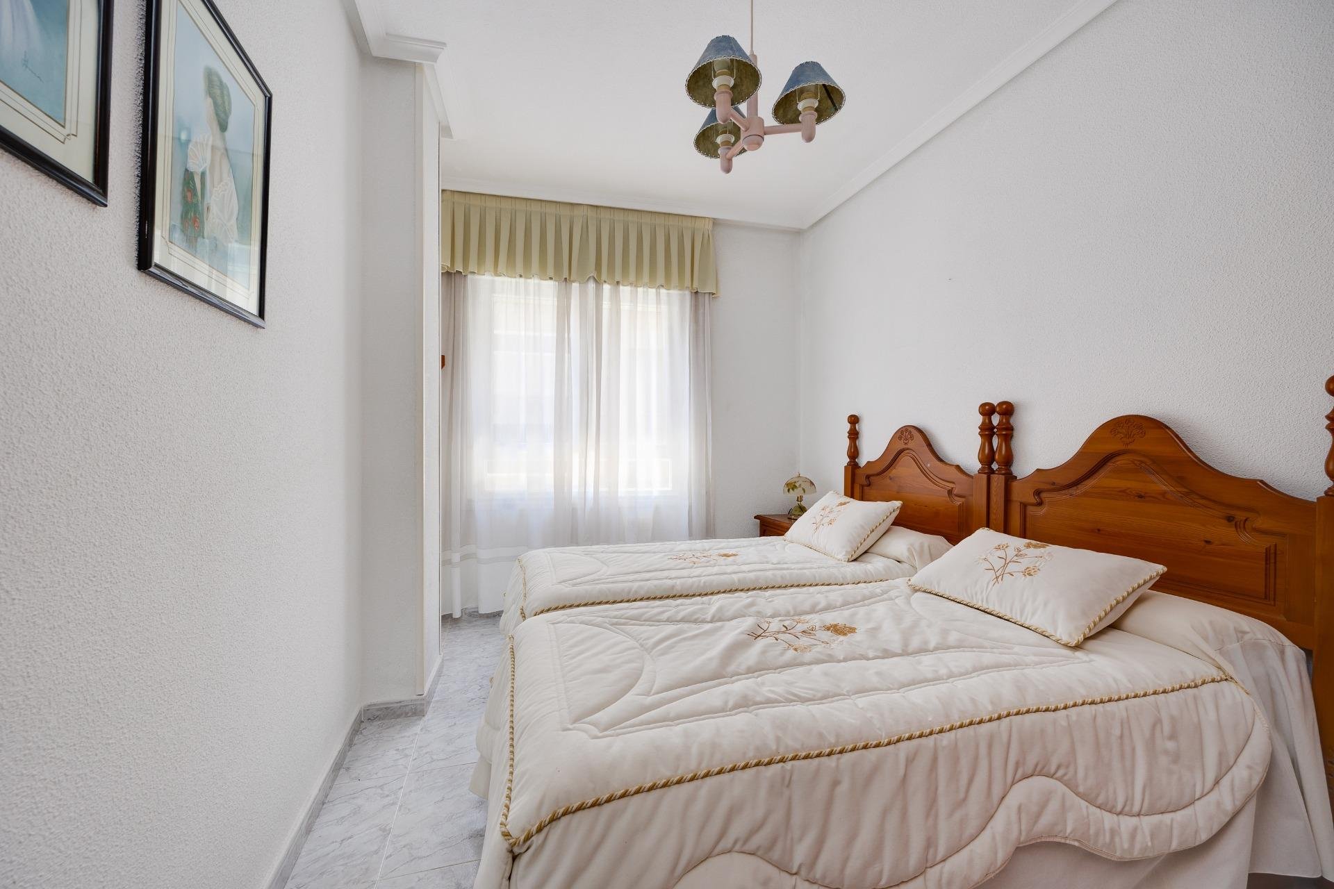 Wiederverkauf - Wohnung -
Torrevieja - Antonio Machado