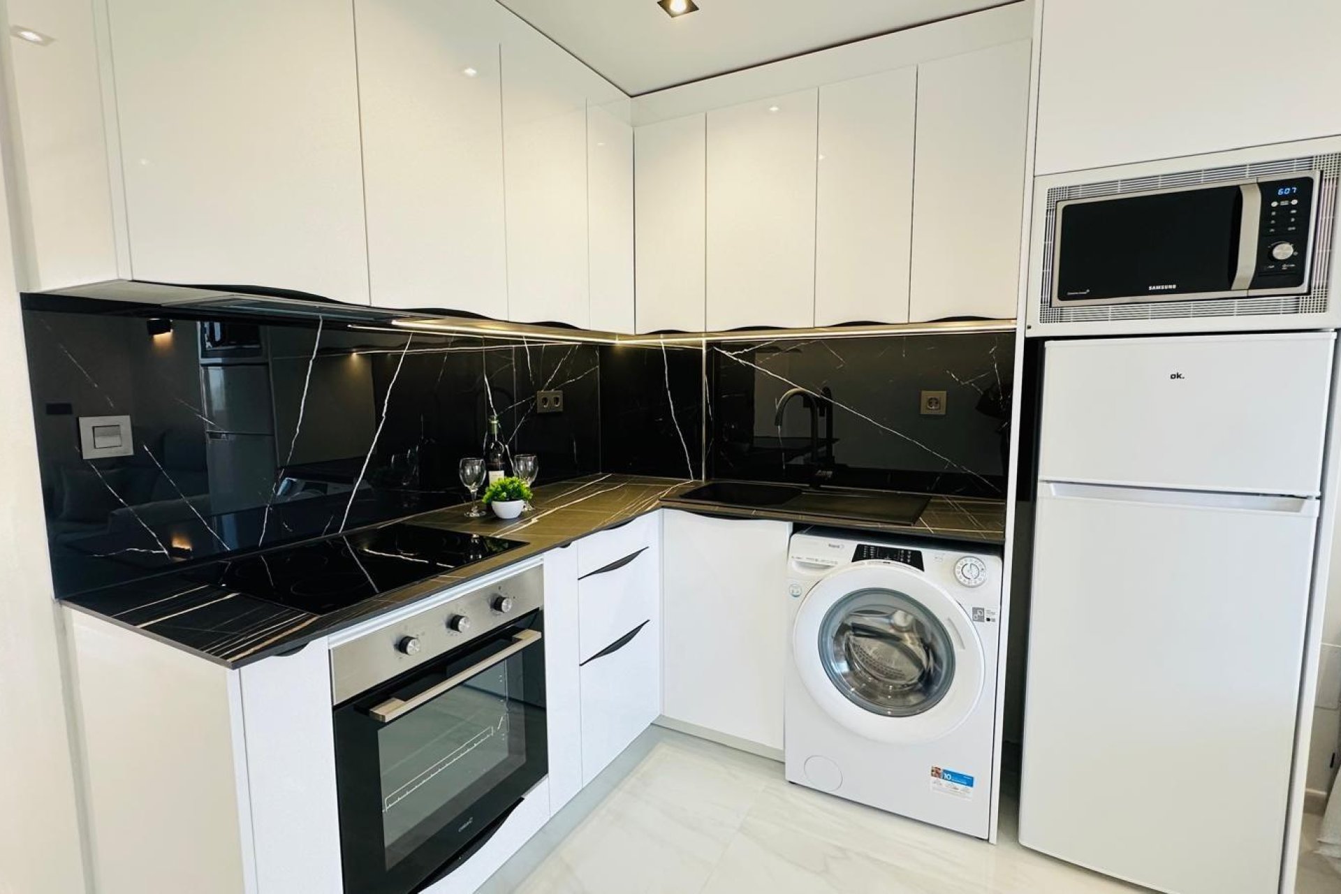 Wiederverkauf - Wohnung -
Torrevieja - Cabo Cervera