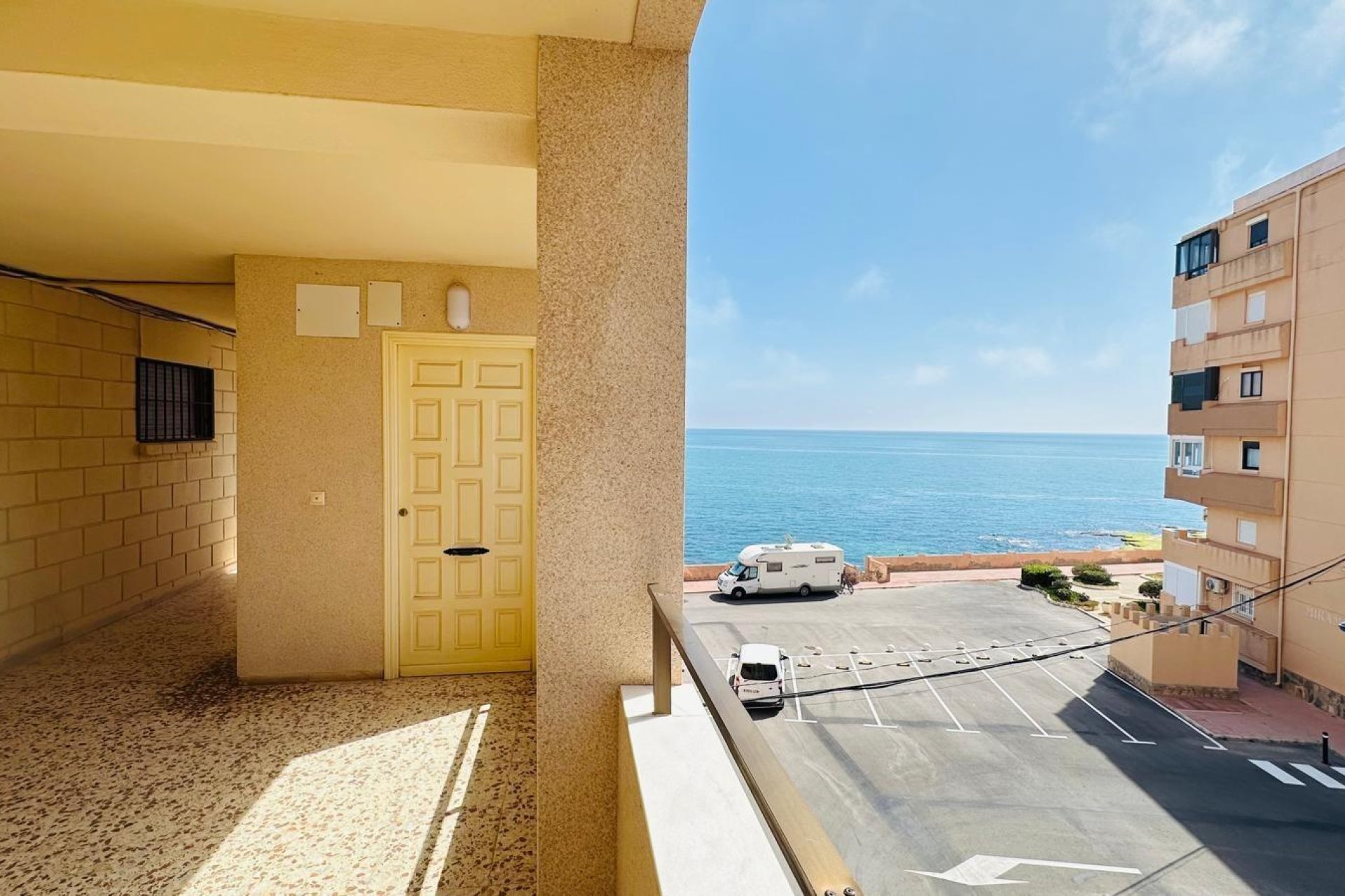 Wiederverkauf - Wohnung -
Torrevieja - Cabo Cervera