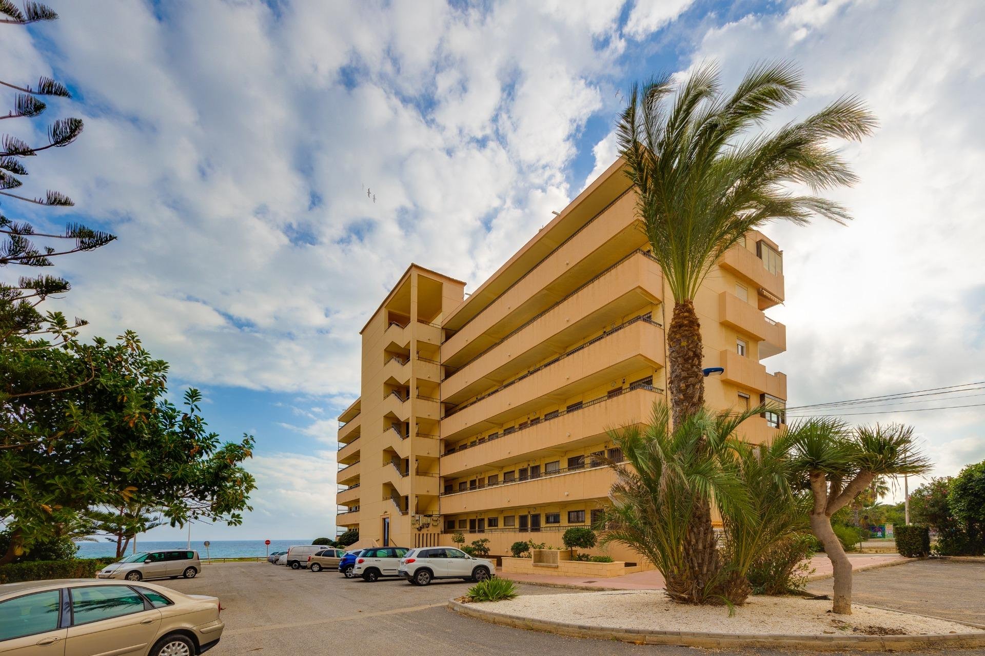 Wiederverkauf - Wohnung -
Torrevieja - Cabo Cervera