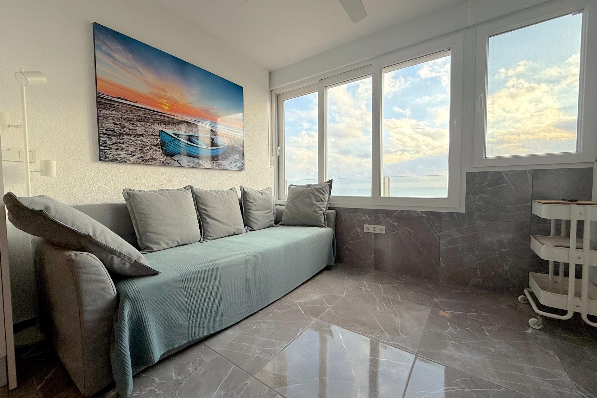 Wiederverkauf - Wohnung -
Torrevieja - Cabo Cervera