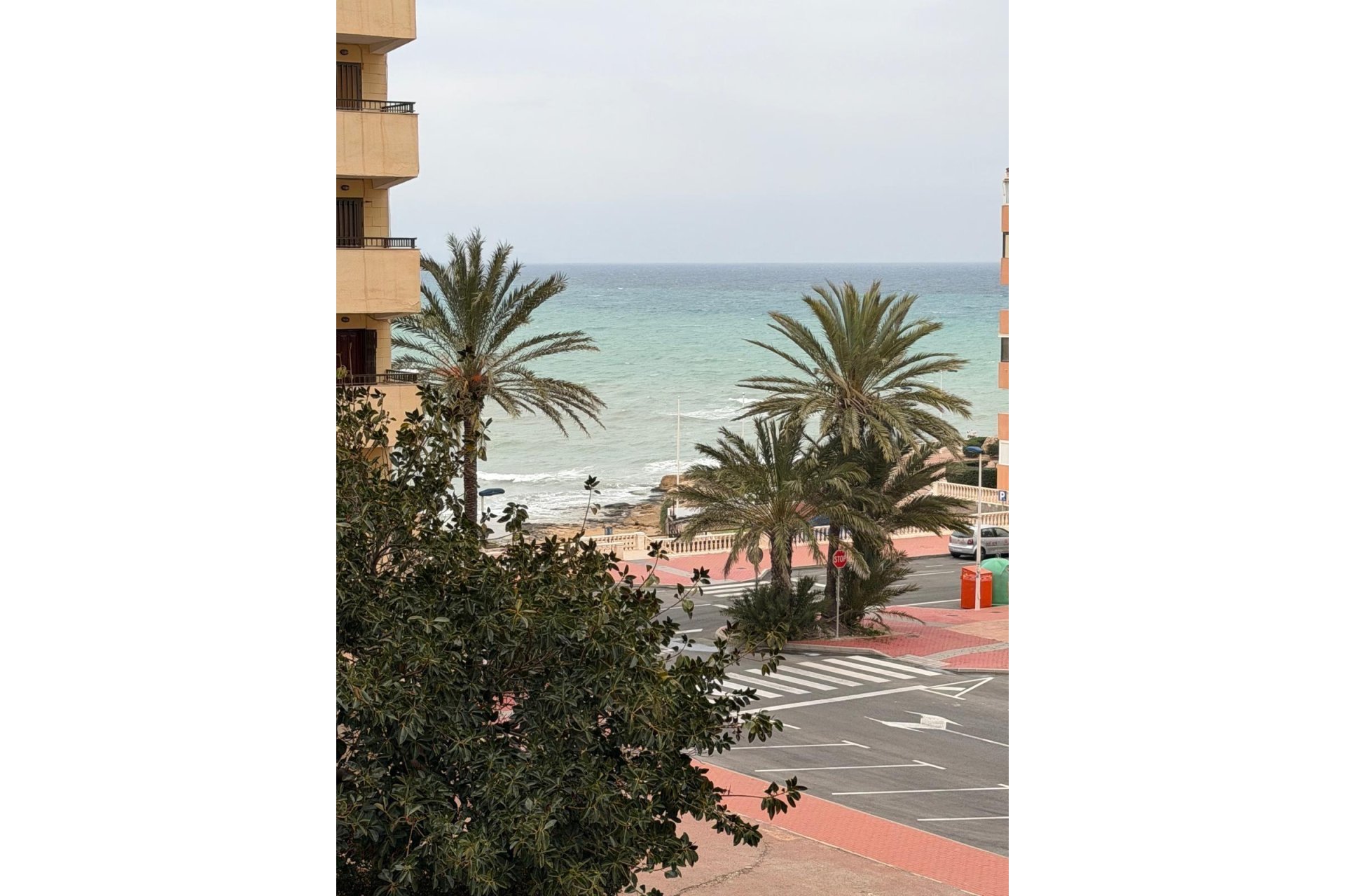 Wiederverkauf - Wohnung -
Torrevieja - Cabo Cervera