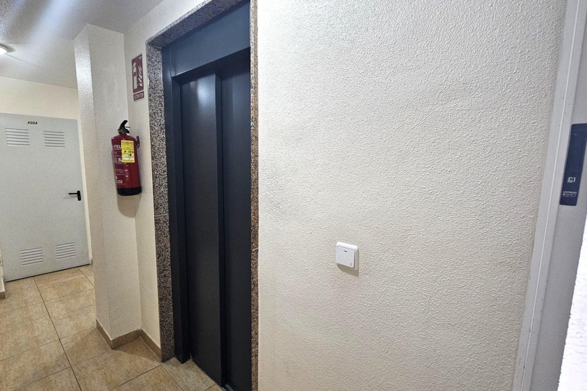 Wiederverkauf - Wohnung -
Torrevieja - Centro