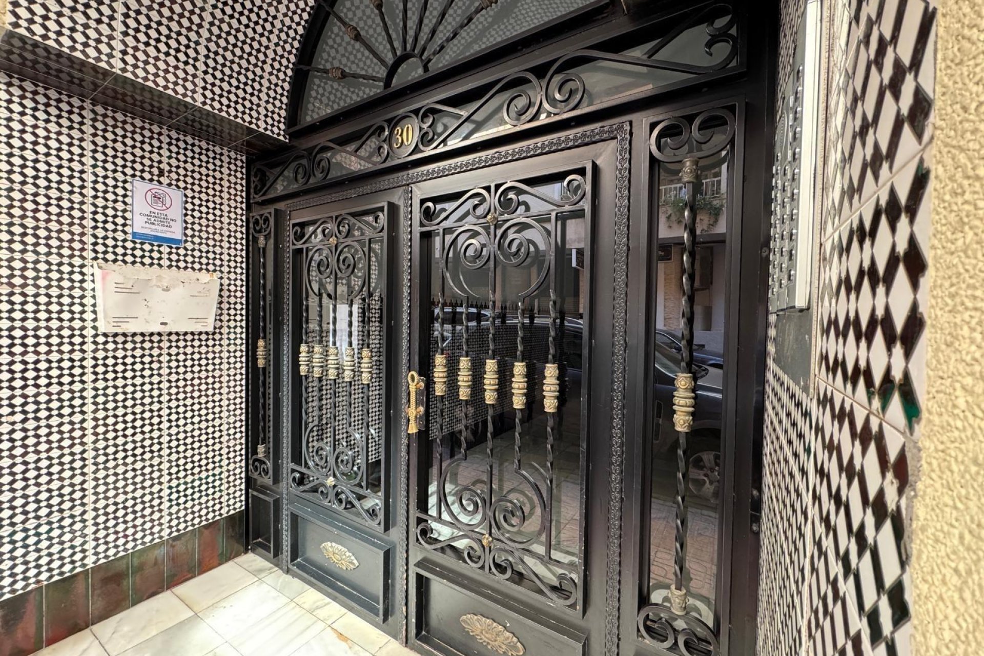 Wiederverkauf - Wohnung -
Torrevieja - Centro