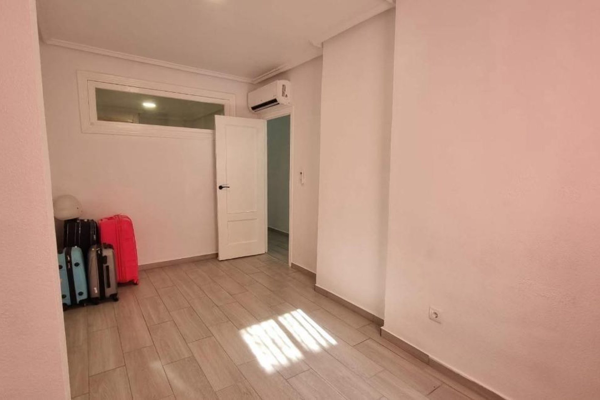 Wiederverkauf - Wohnung -
Torrevieja - Centro