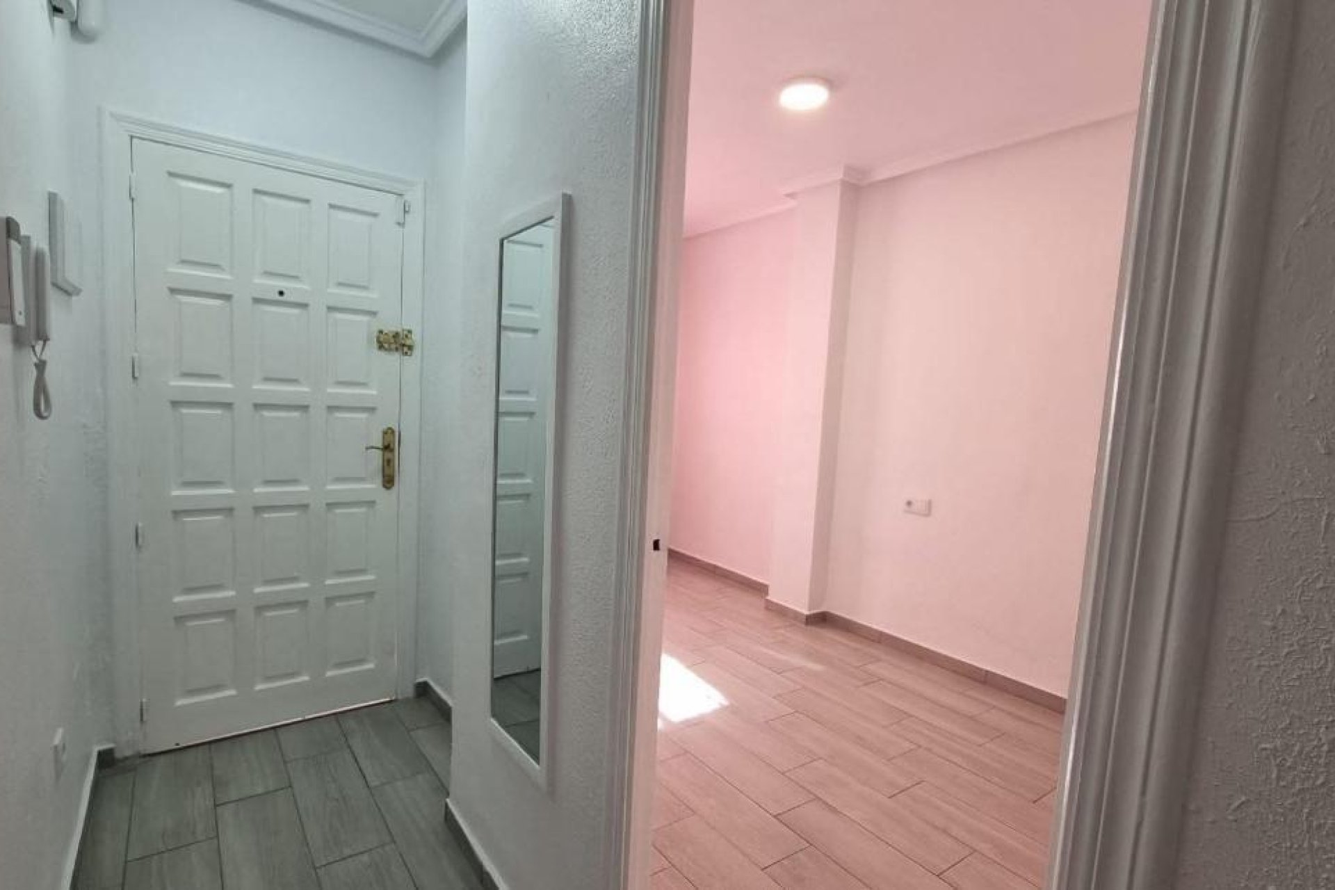 Wiederverkauf - Wohnung -
Torrevieja - Centro