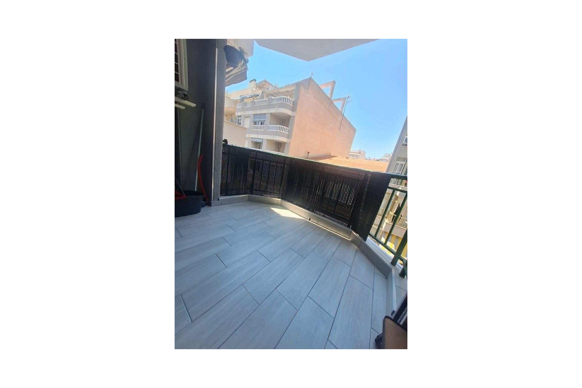 Wiederverkauf - Wohnung -
Torrevieja - Centro