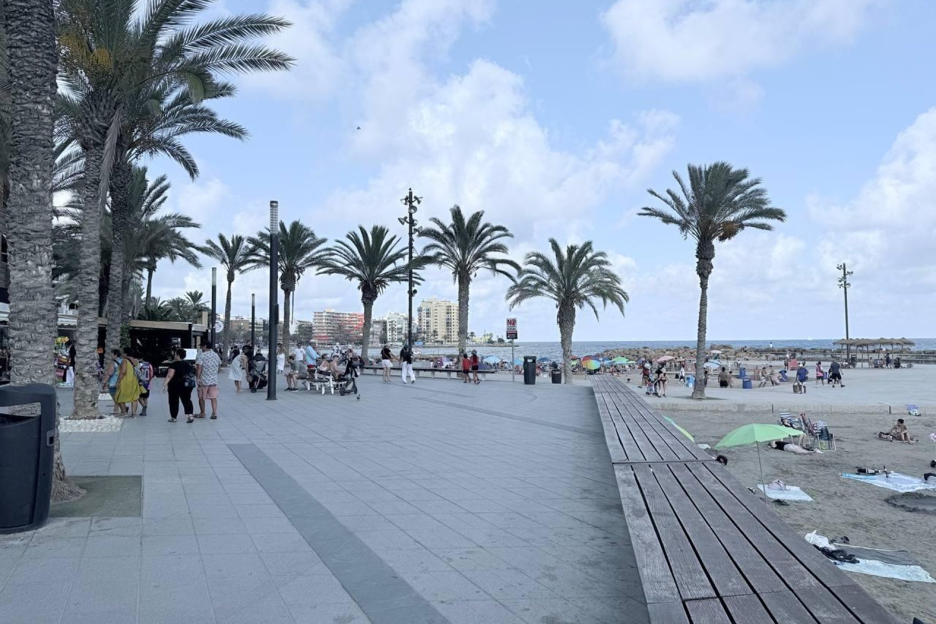 Wiederverkauf - Wohnung -
Torrevieja - Centro