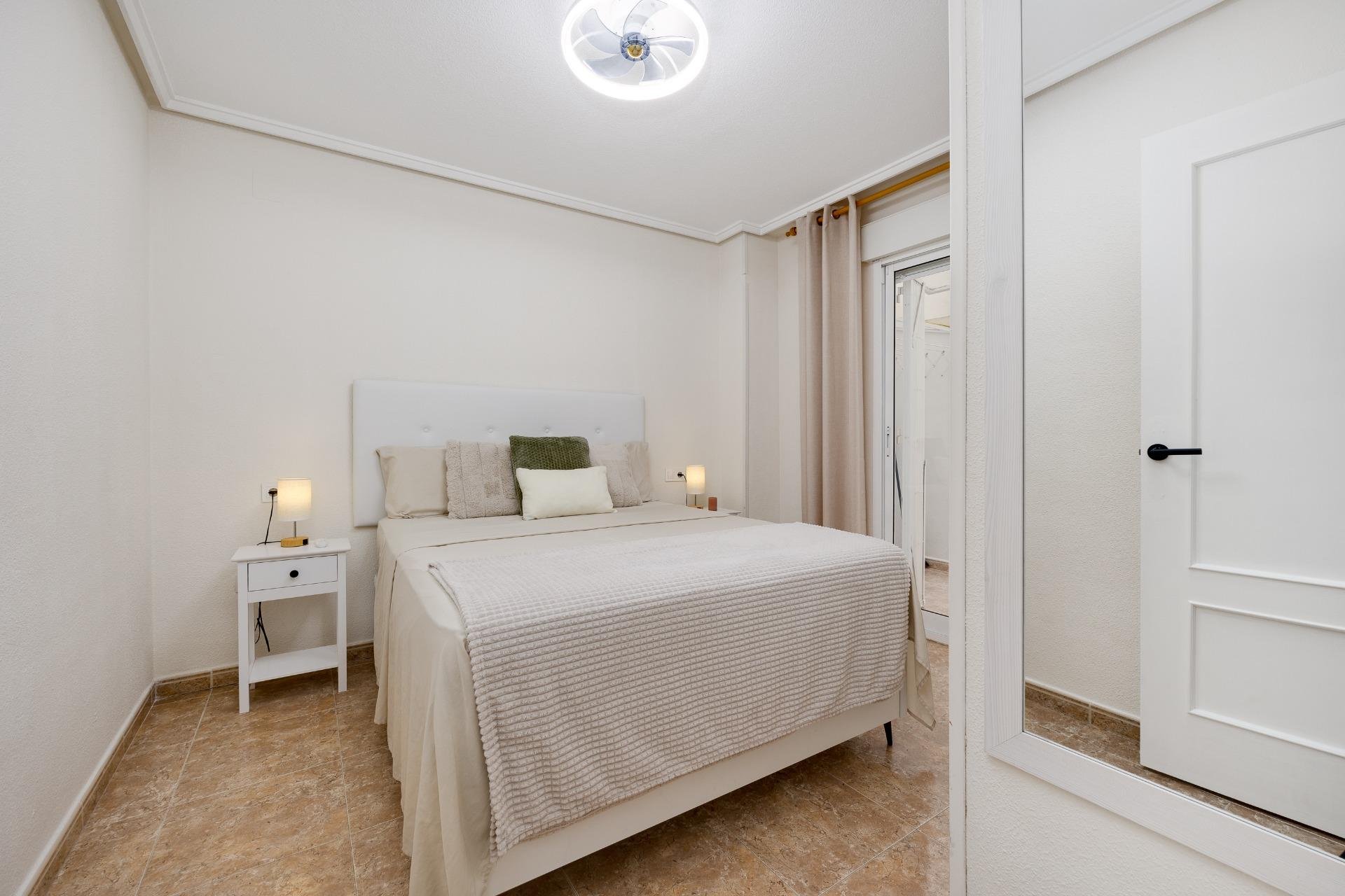 Wiederverkauf - Wohnung -
Torrevieja - Centro