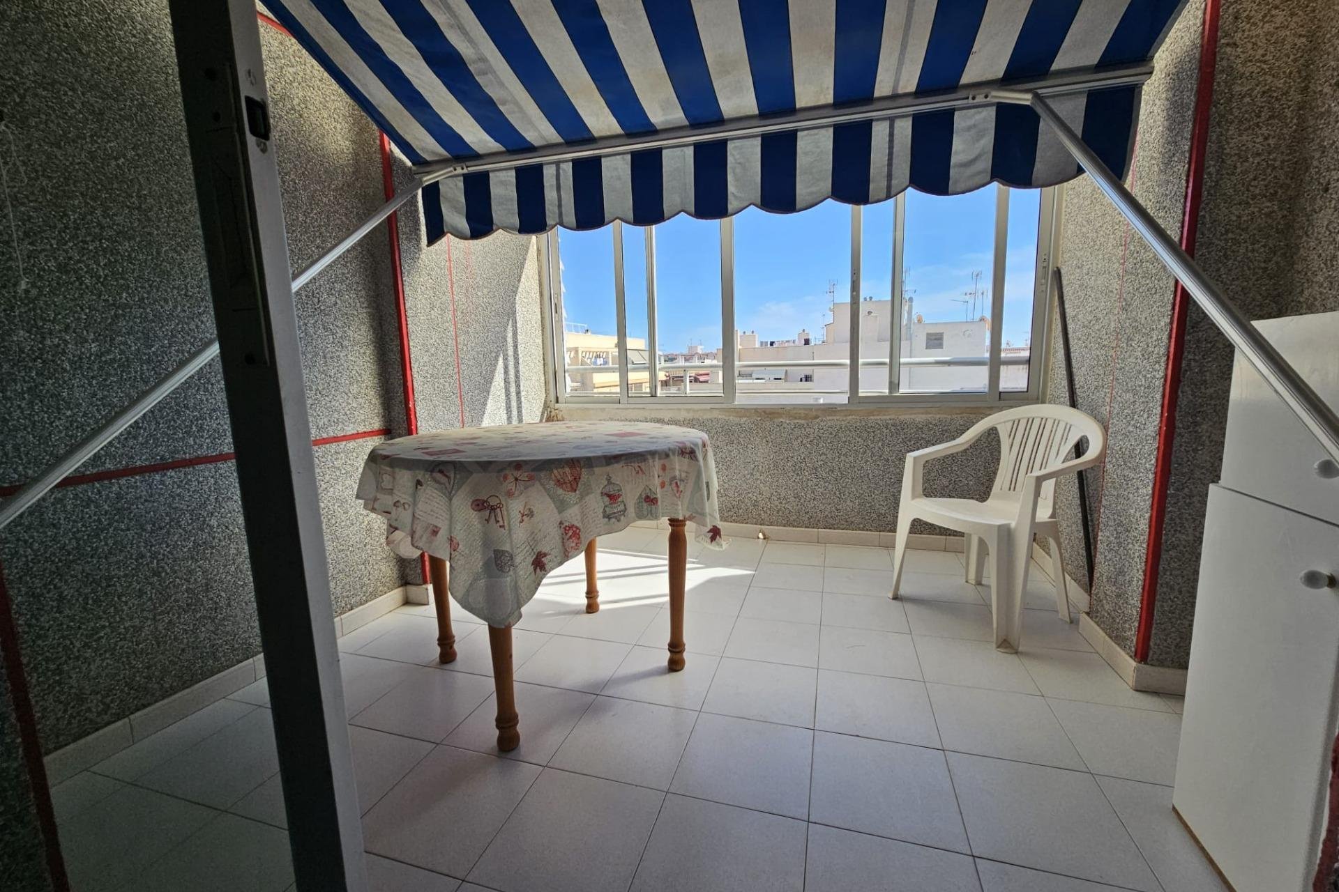 Wiederverkauf - Wohnung -
Torrevieja - Centro