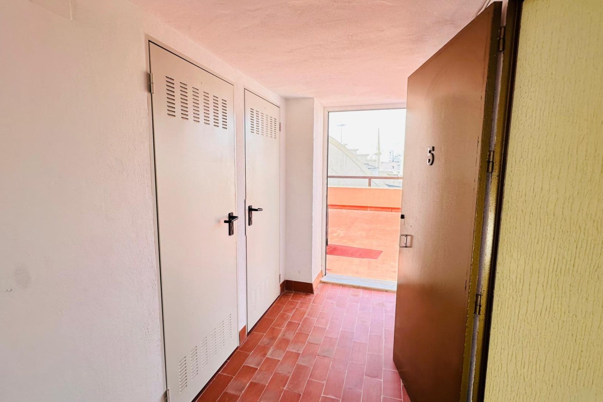 Wiederverkauf - Wohnung -
Torrevieja - Centro