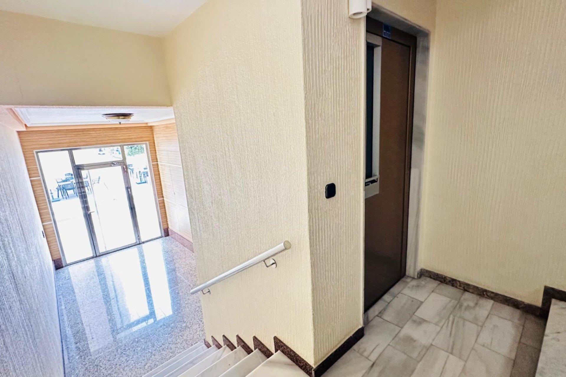 Wiederverkauf - Wohnung -
Torrevieja - Centro