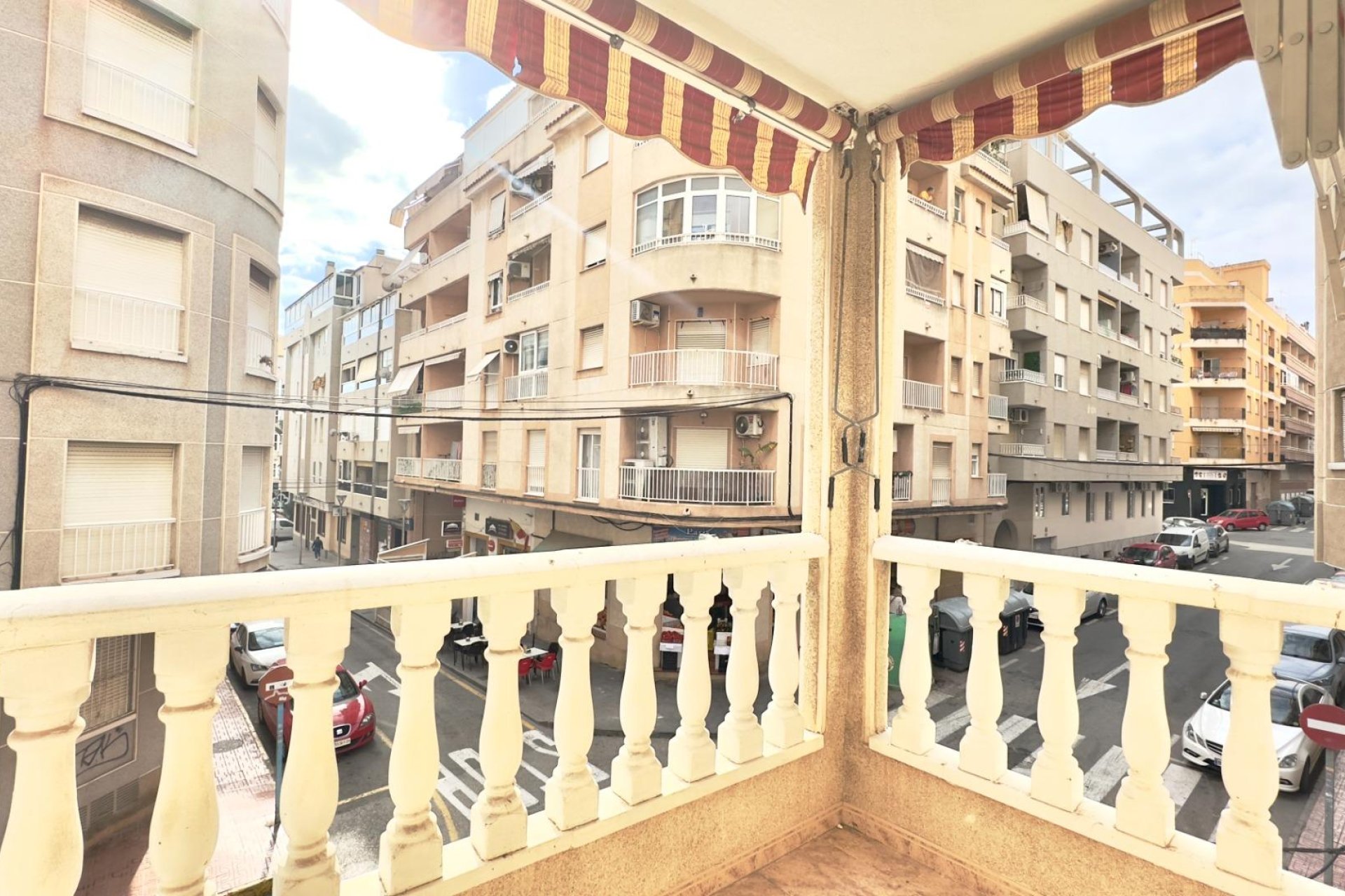 Wiederverkauf - Wohnung -
Torrevieja - Centro